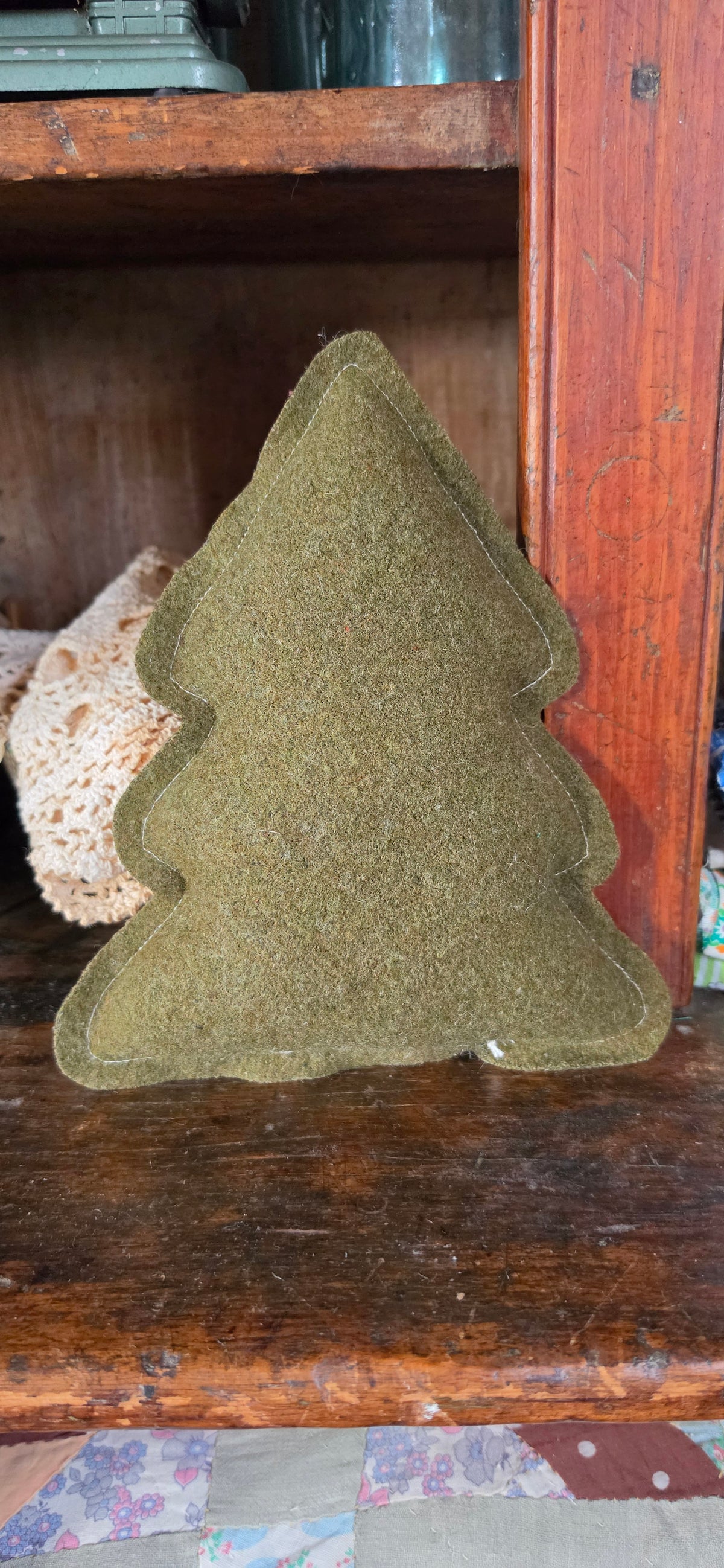 Vintage Quilt Christmas Tree