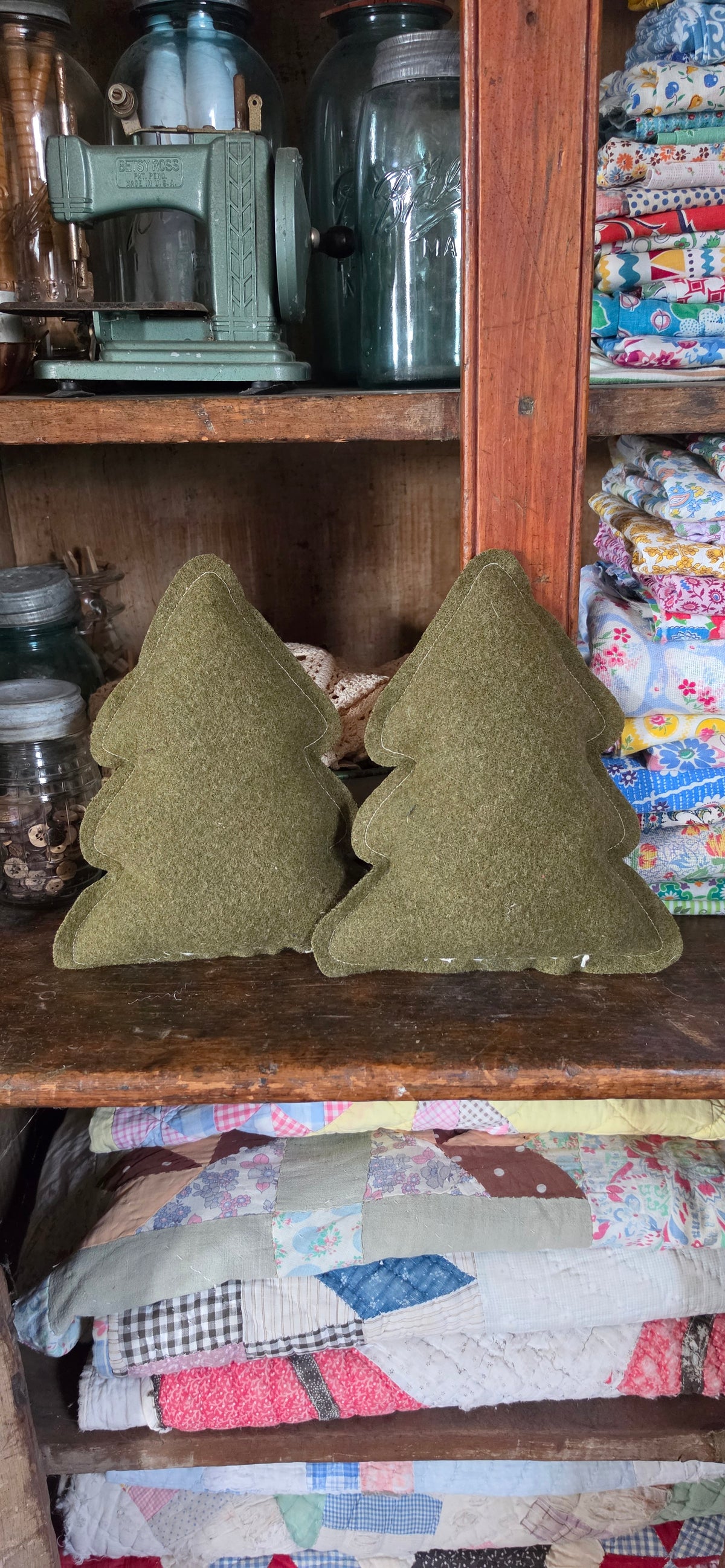 Vintage Quilt Christmas Tree Set