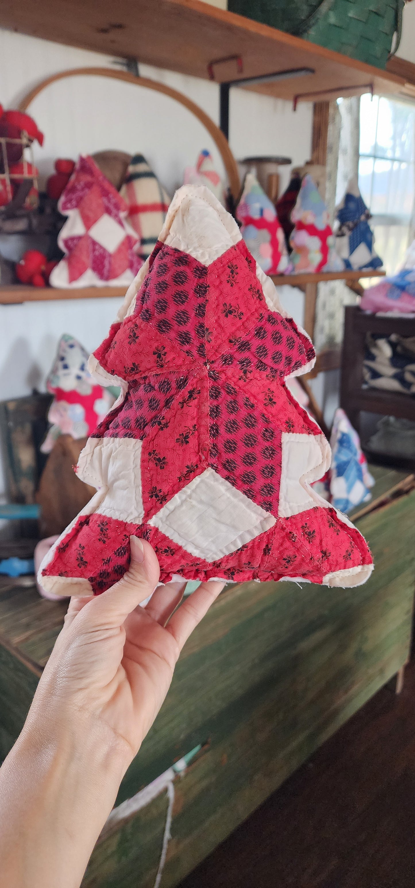 Vintage Quilt Christmas Tree