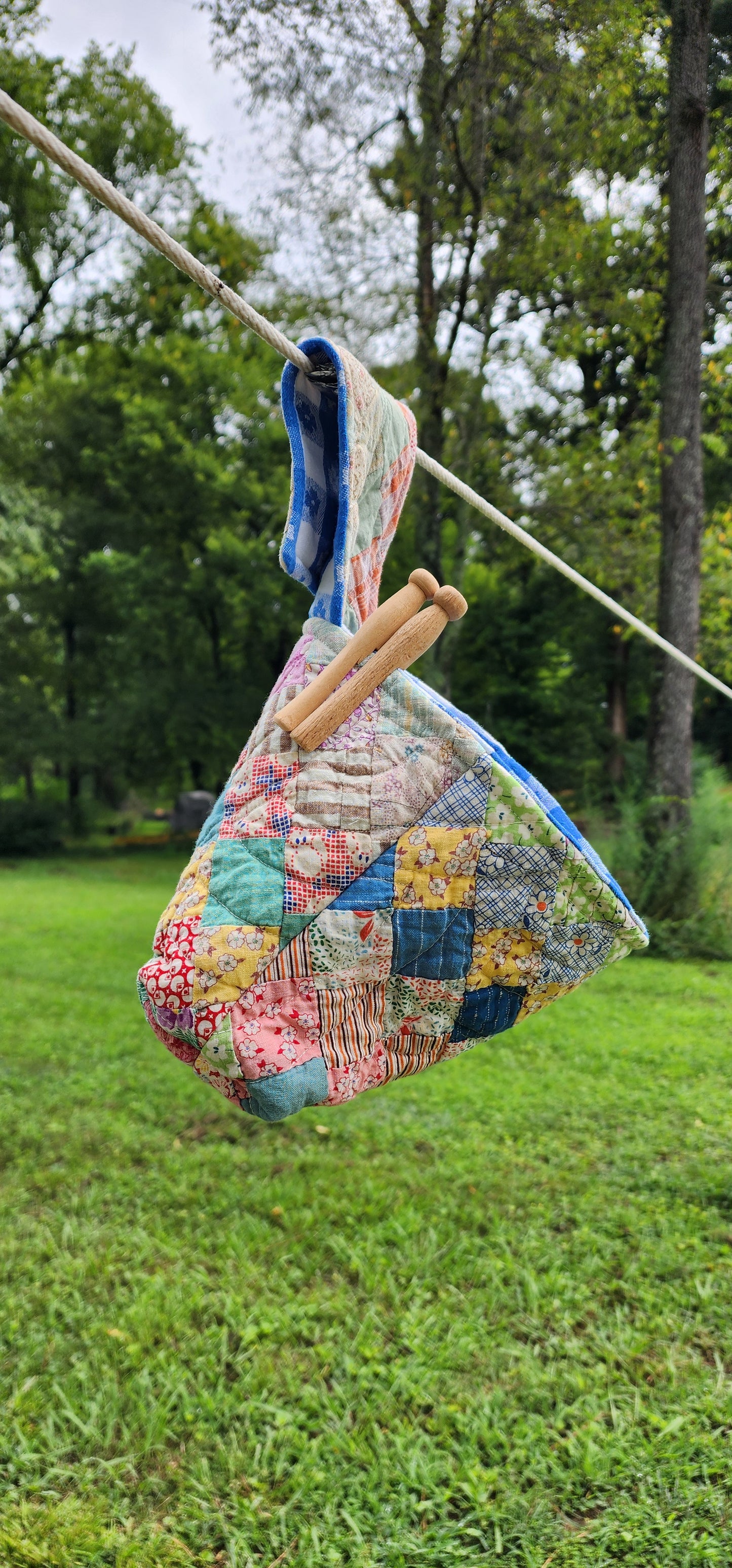 Vintage Quilt Clothespin Bag
