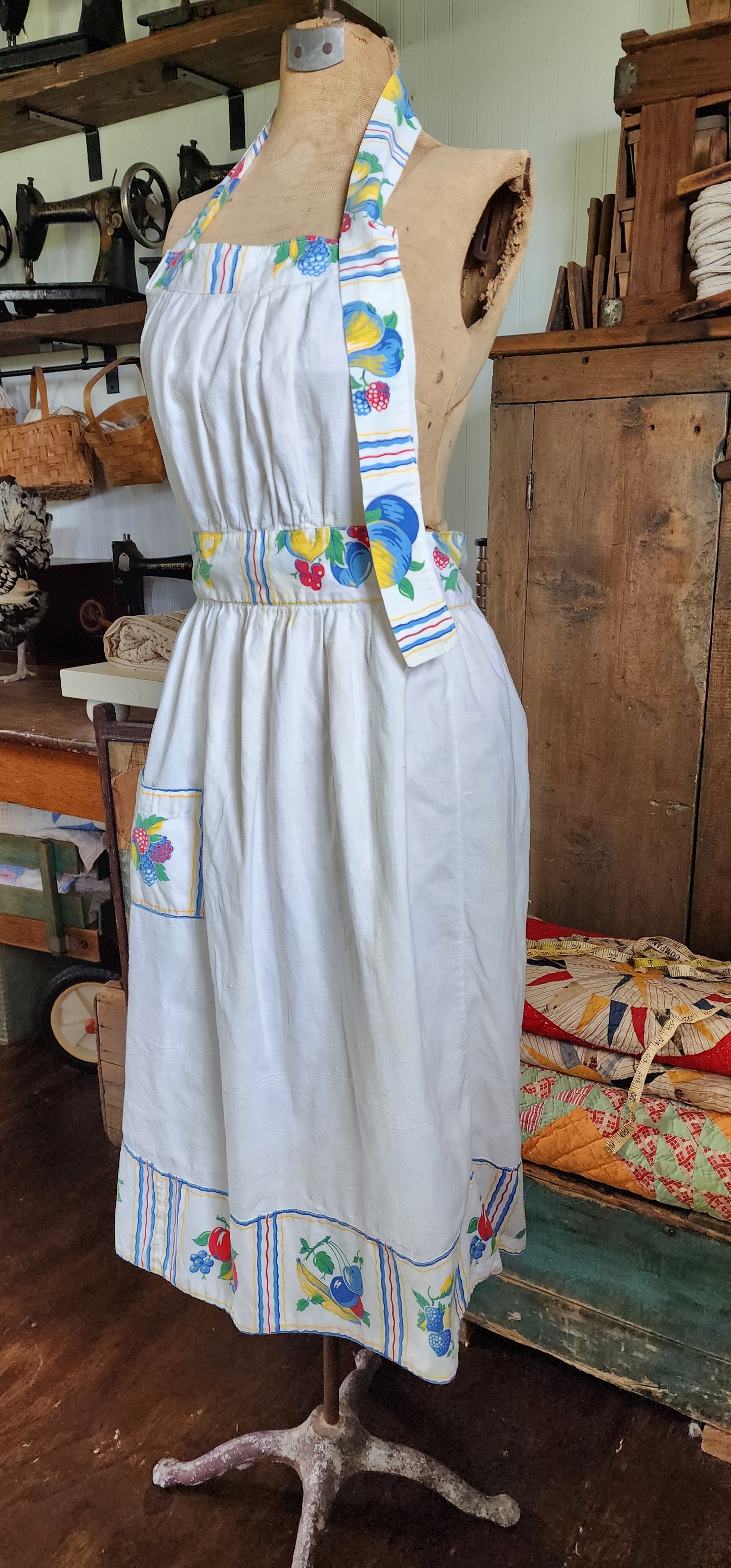 Grandma's Vintage Linen Adult Apron