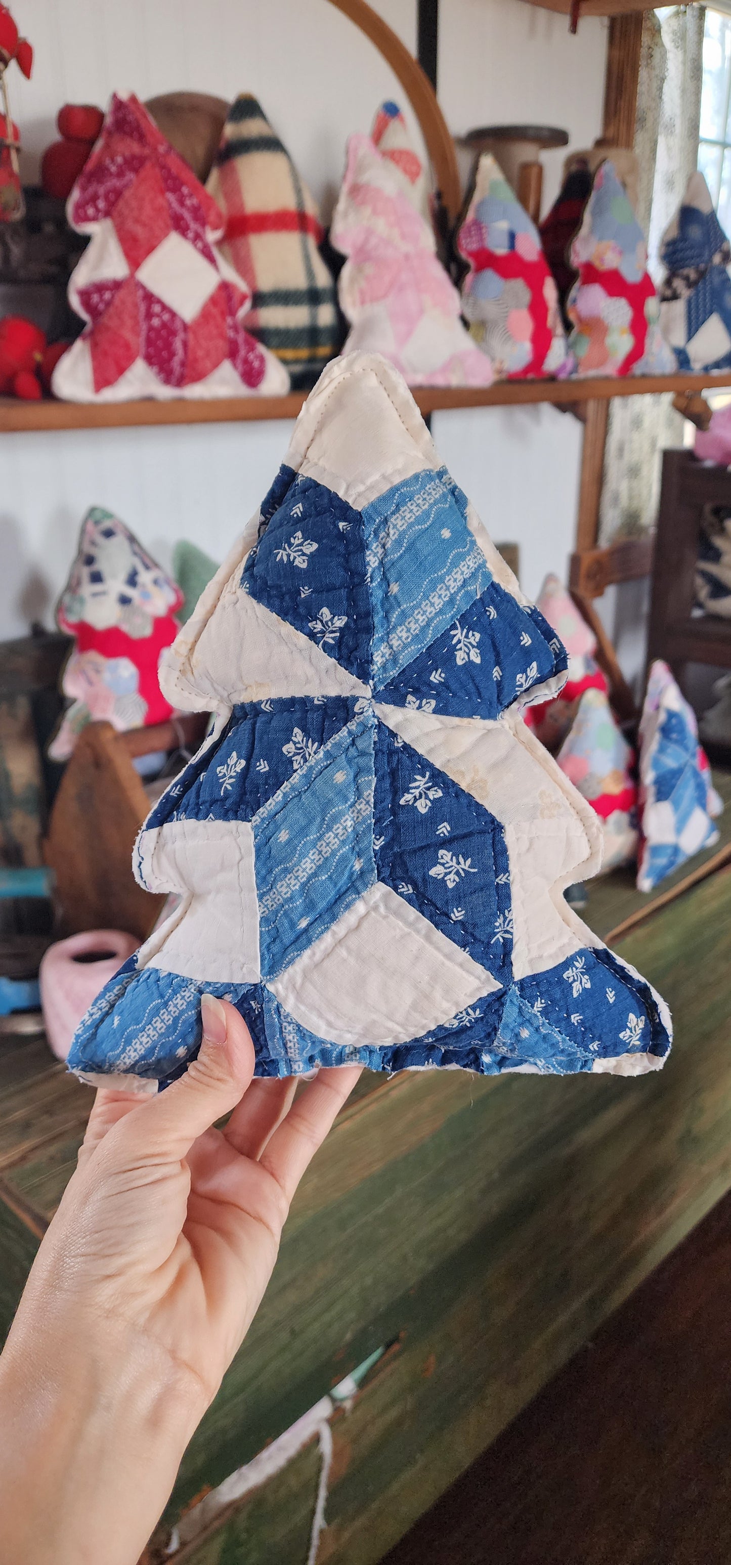 Vintage Quilt Christmas Tree