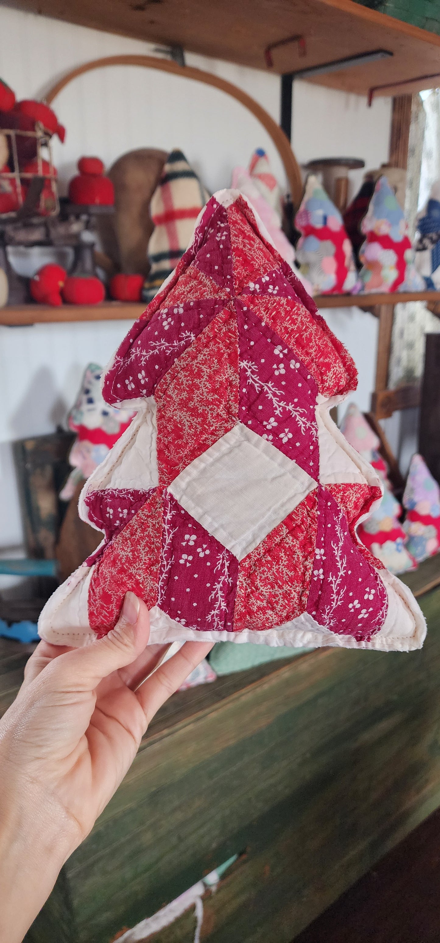 Vintage Quilt Christmas Tree