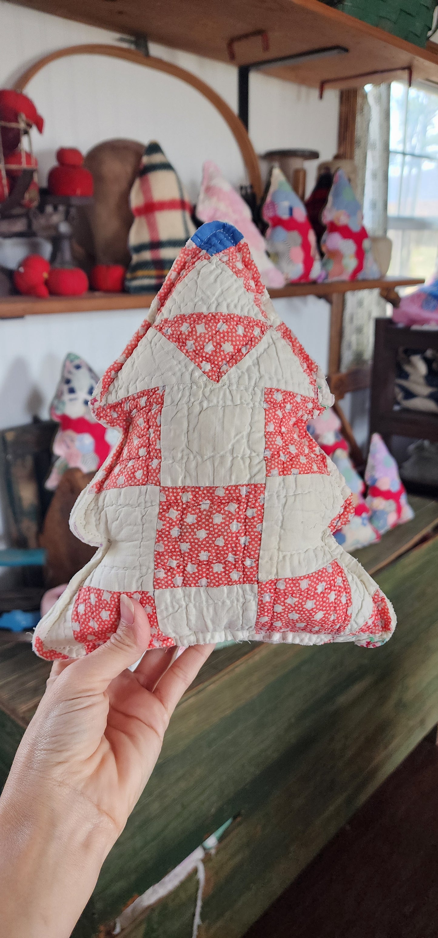 Vintage Quilt Christmas Tree