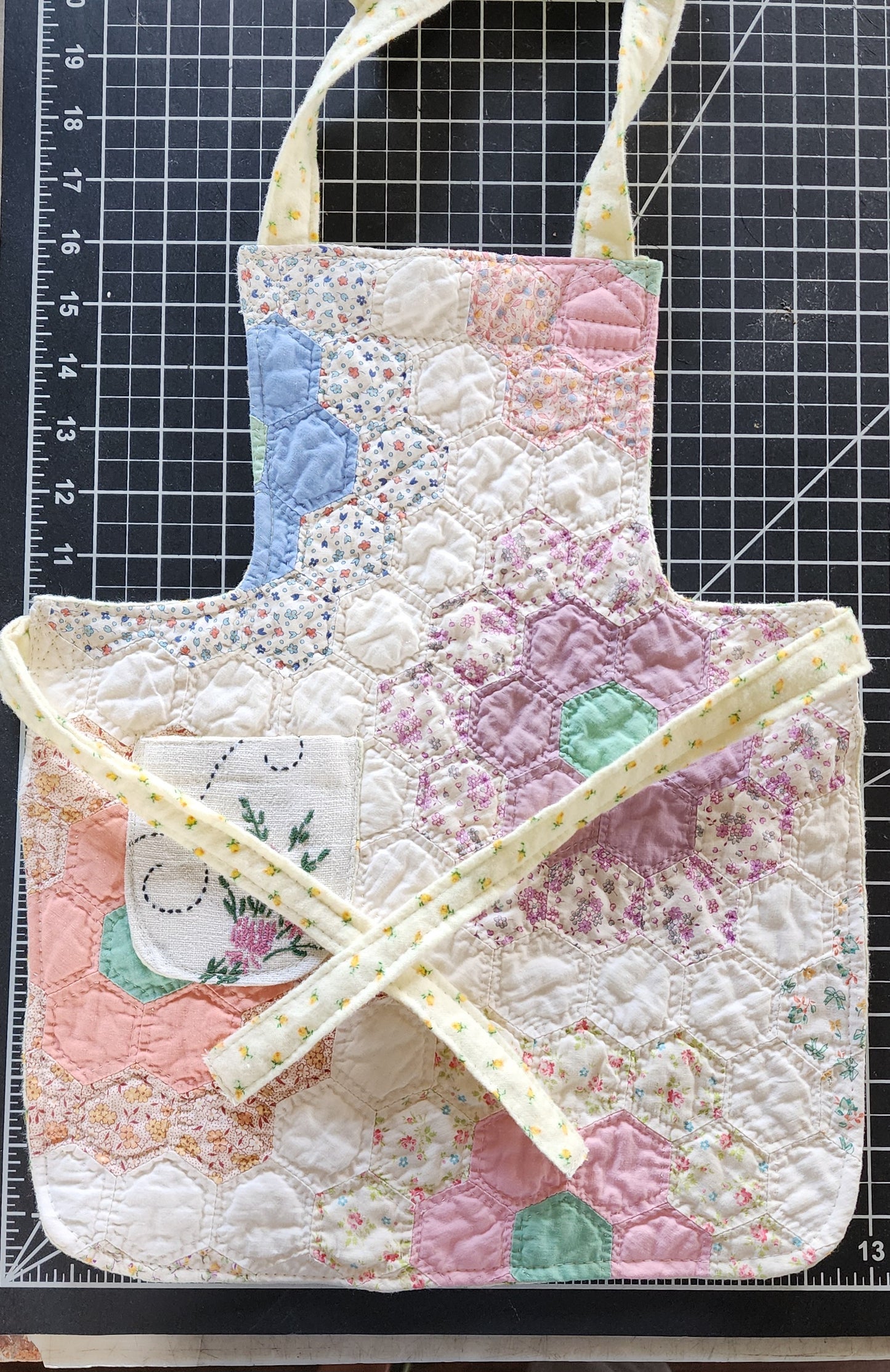 Grandma's Vintage Quilt/Linen Children's Apron