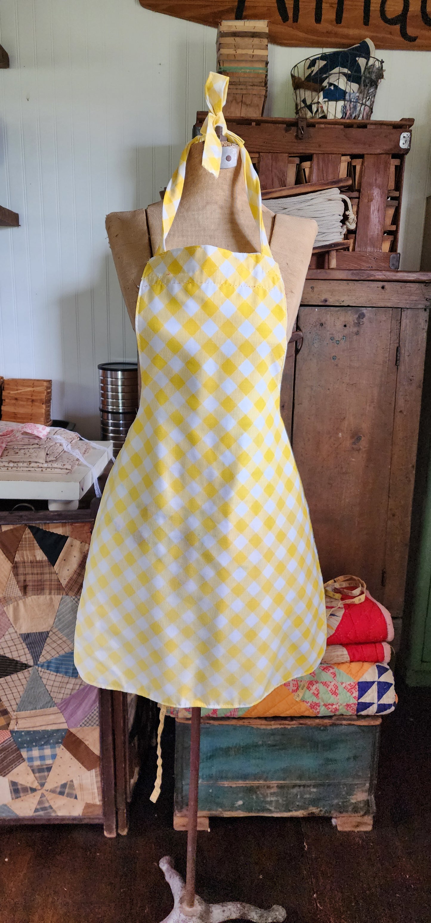 Grandma's Vintage Linen Small Adult/Older Child Apron