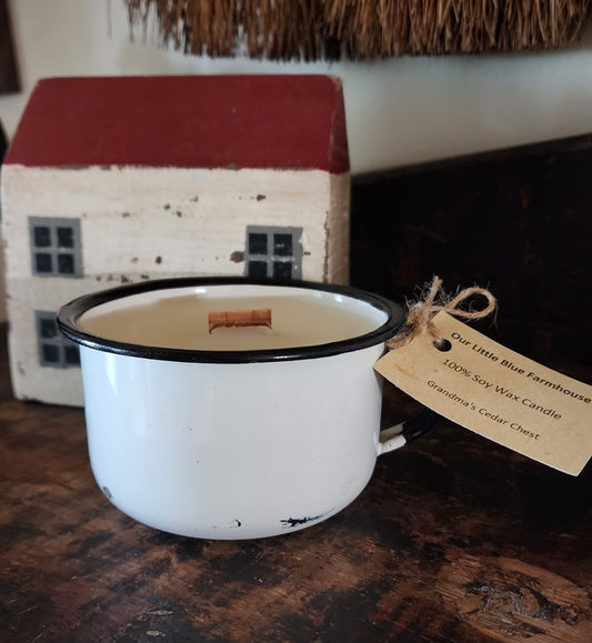 Soy Wax Candle - Grandma's Cedar Chest