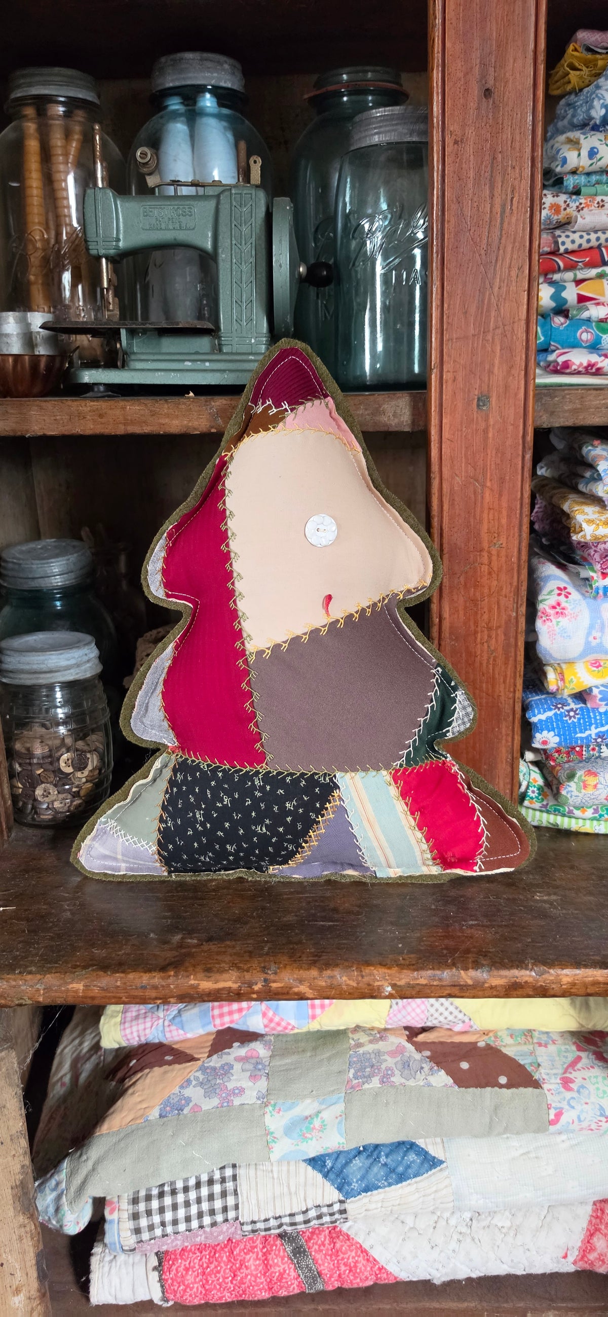 Vintage Quilt Christmas Tree