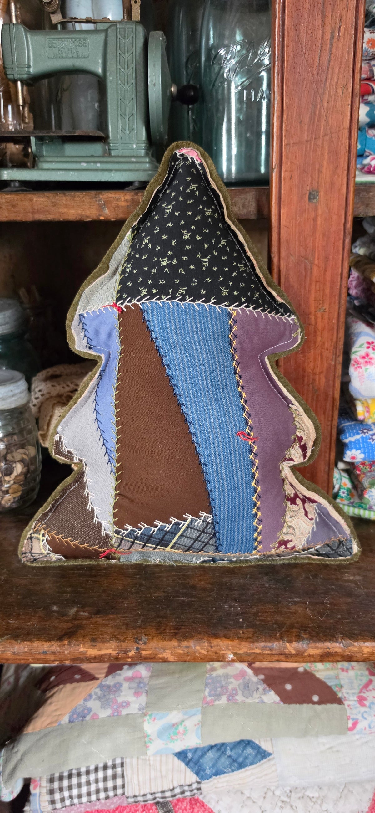 Vintage Quilt Christmas Tree