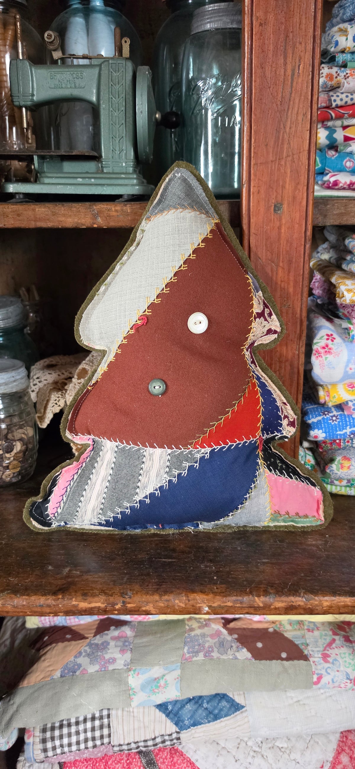 Vintage Quilt Christmas Tree