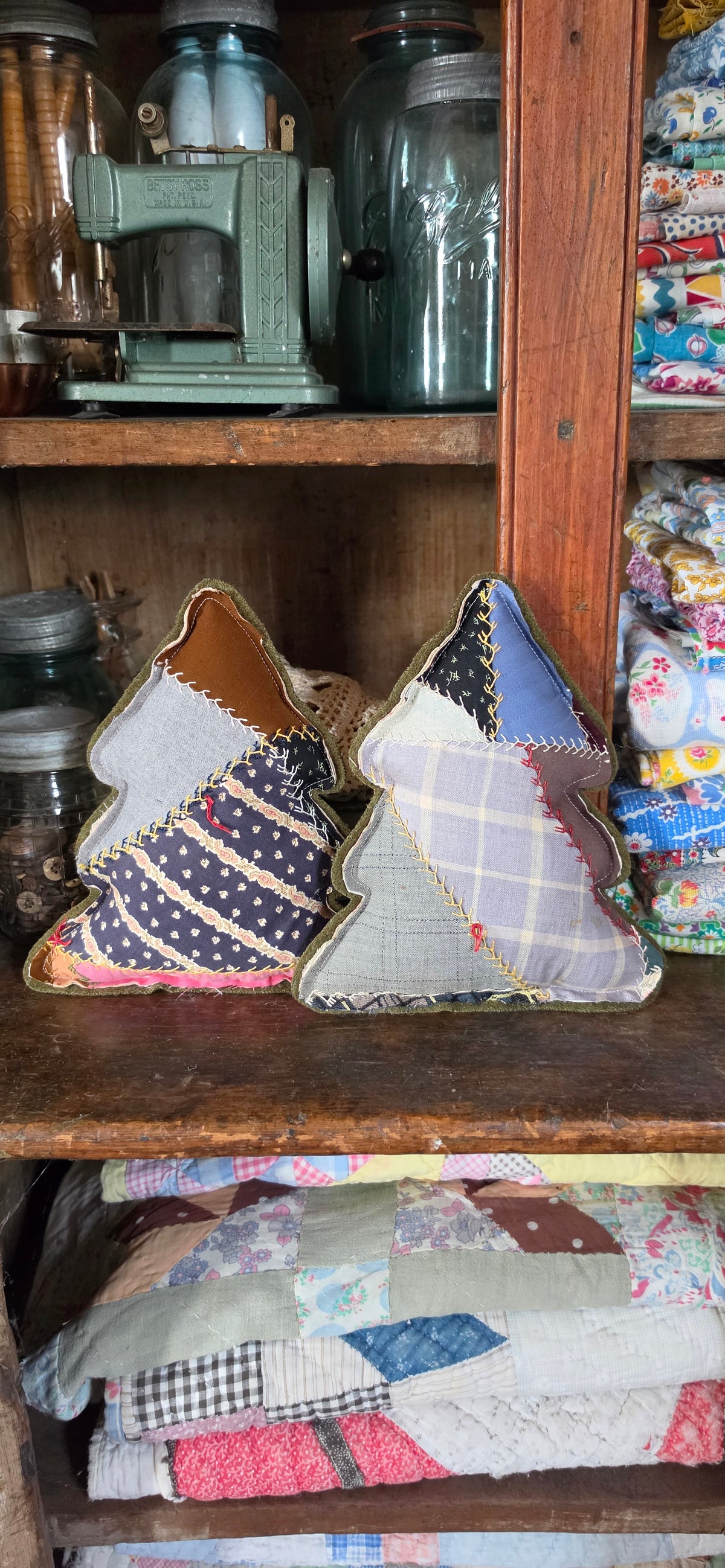 Vintage Quilt Christmas Tree Set