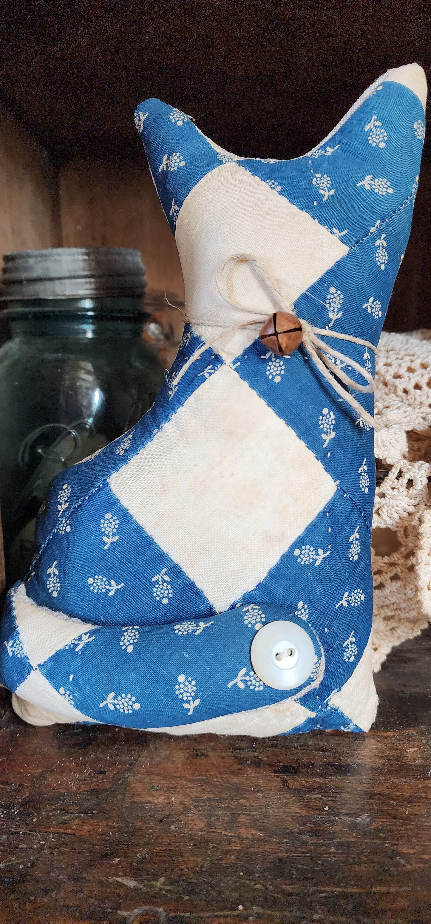 Vintage Quilt Country Cat