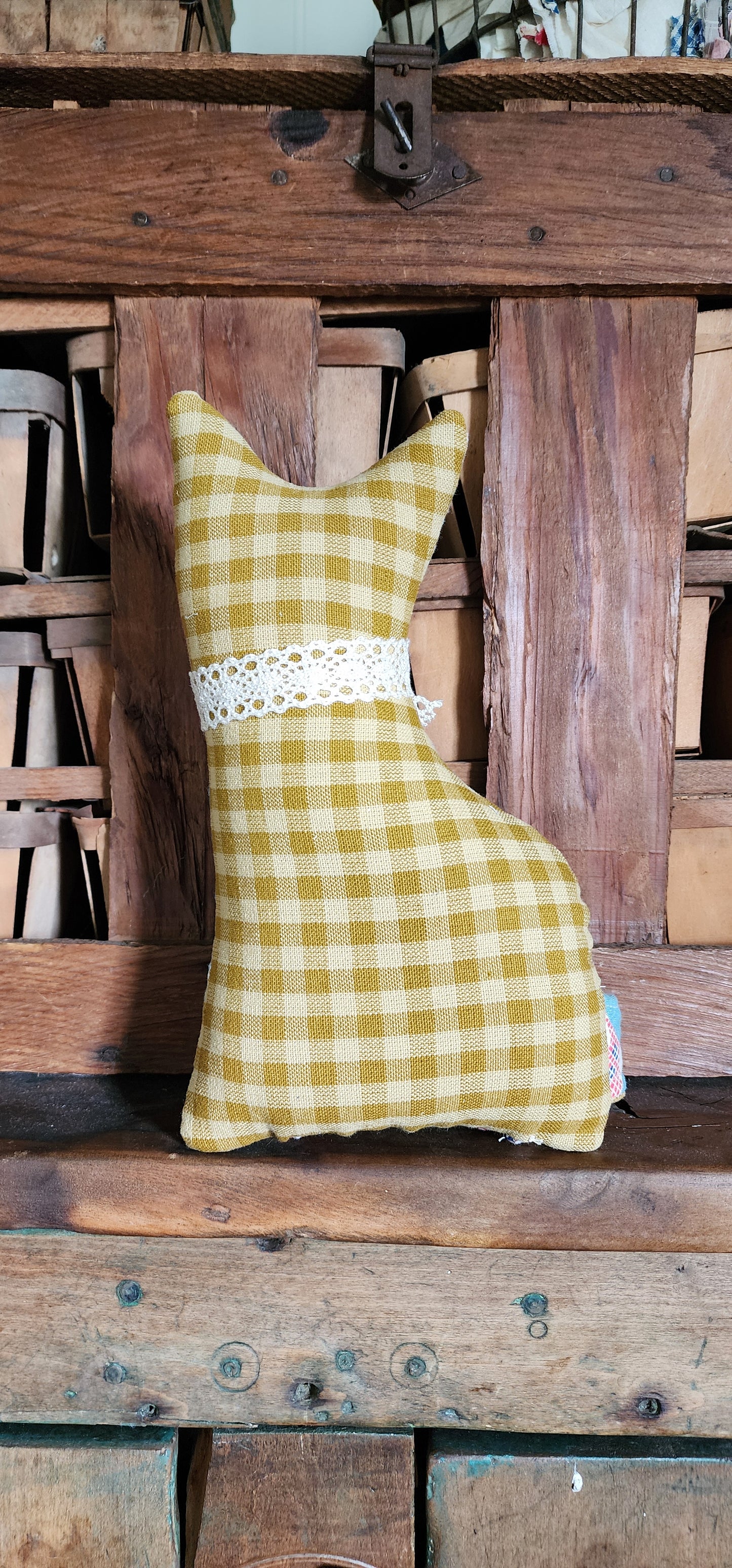 Vintage Quilt Country Cat
