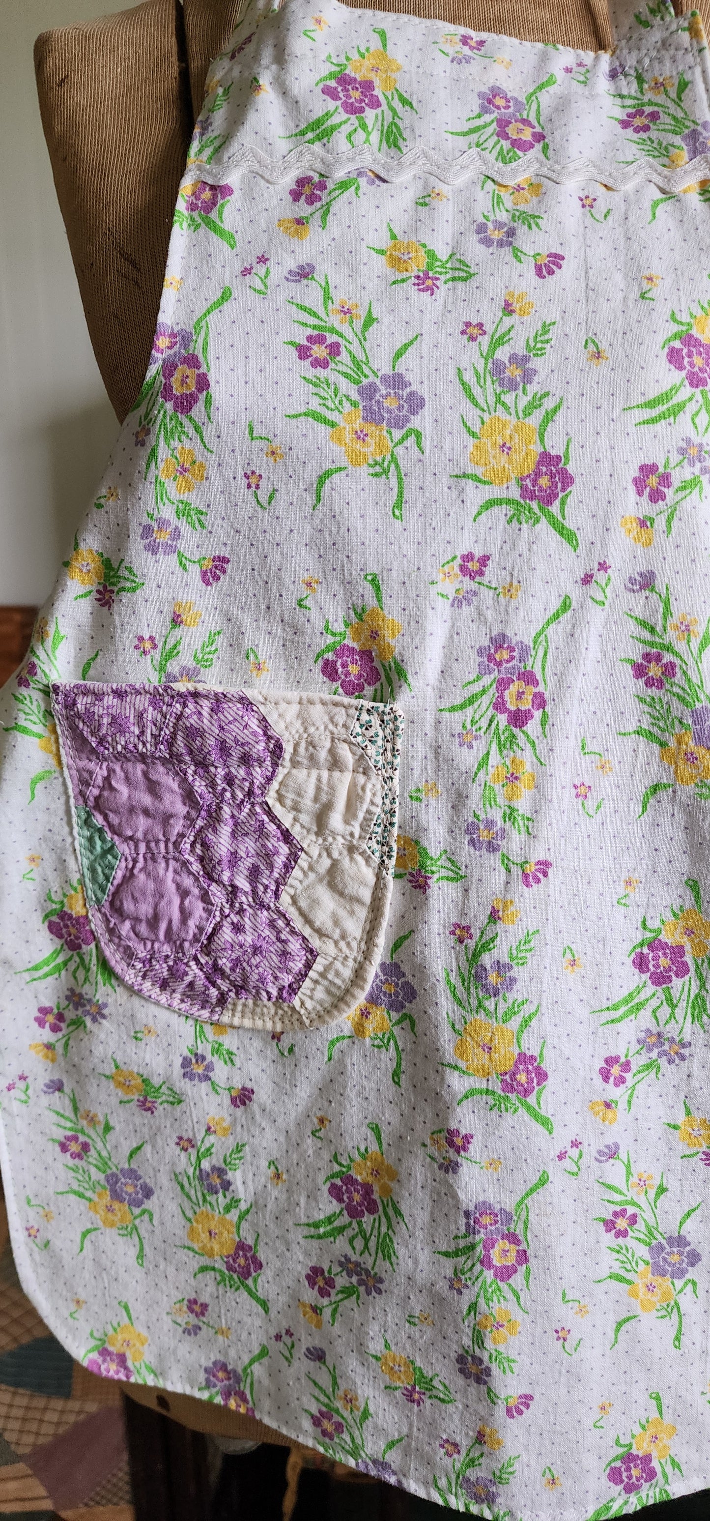 Grandma's Vintage Linen Children's Apron