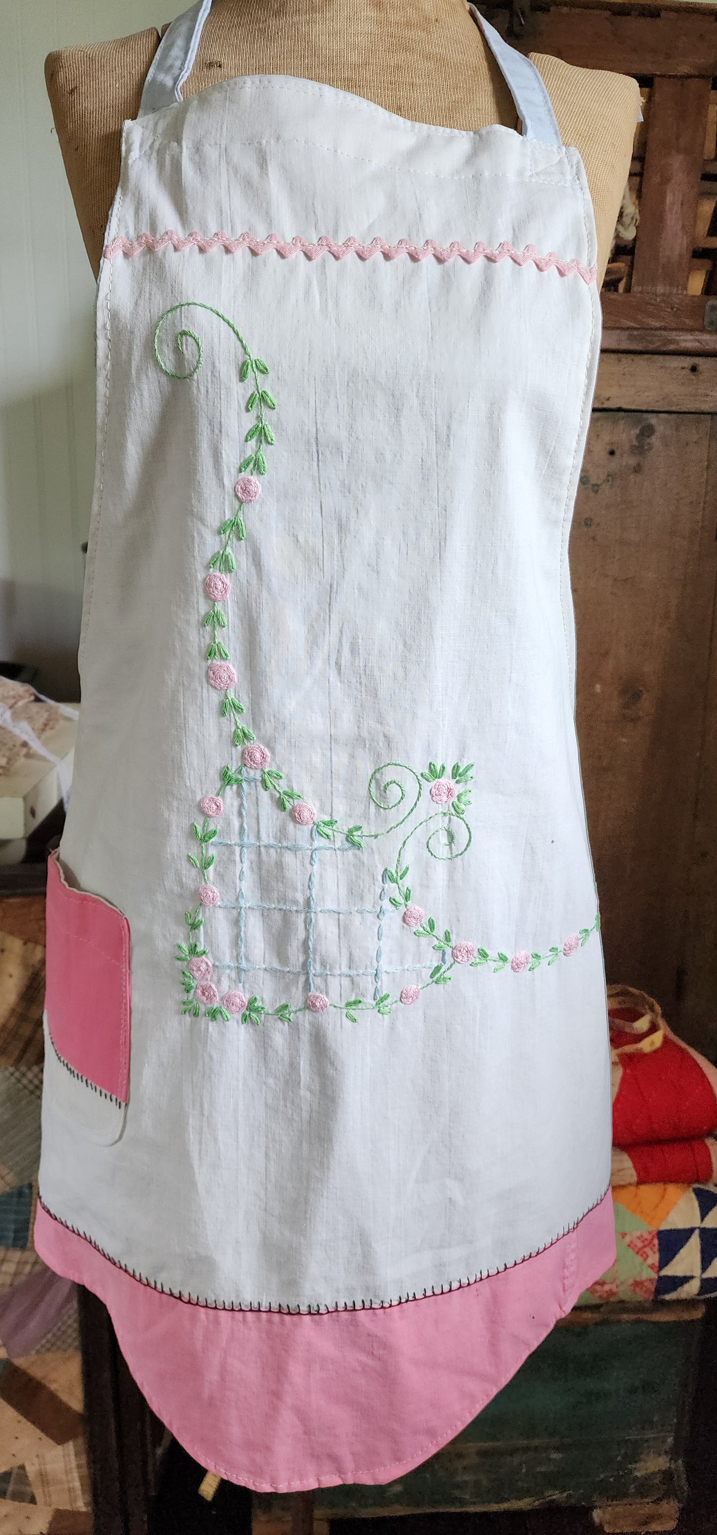 Grandma's Vintage Linen Adult Apron