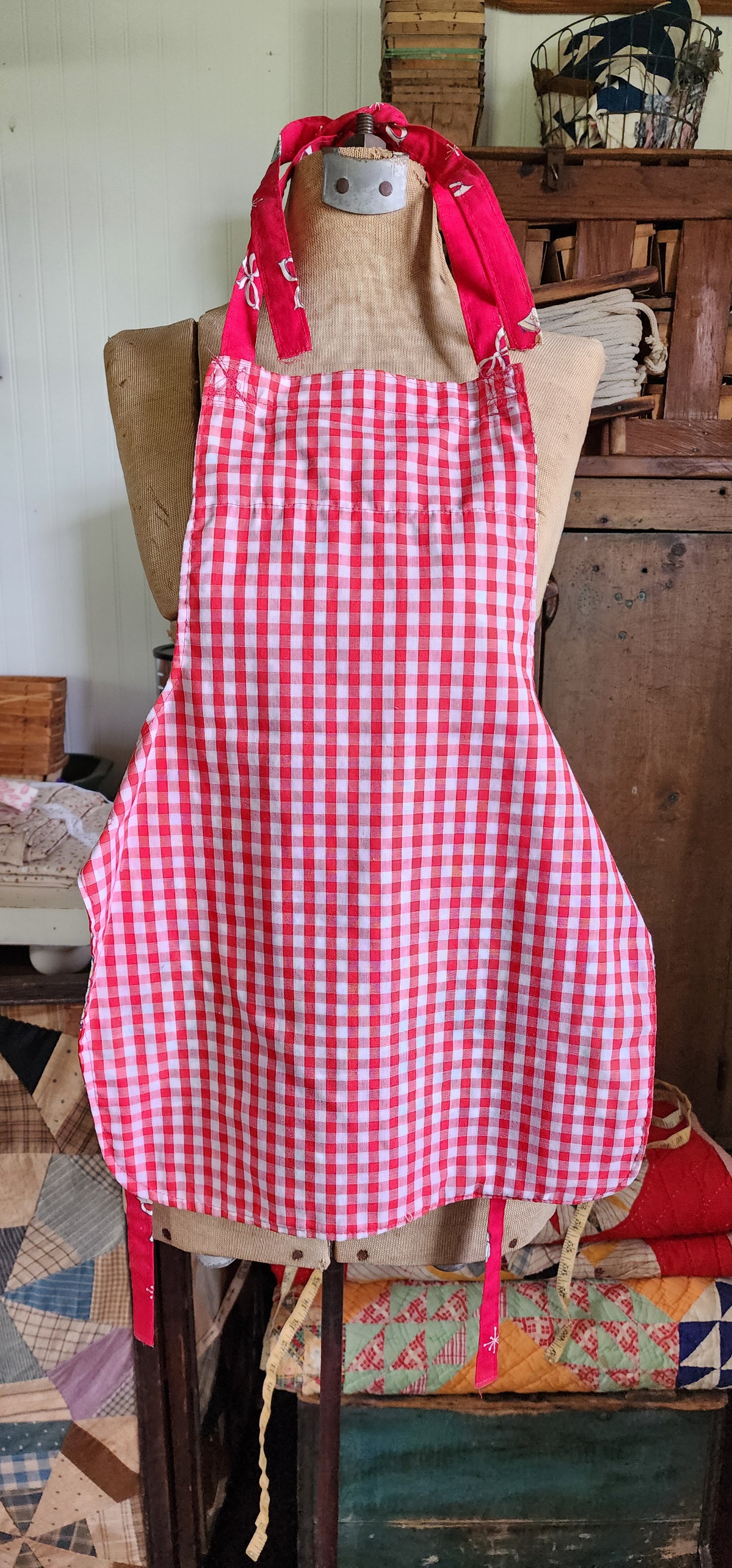 Grandma's Vintage Linen Children's Apron Christmas