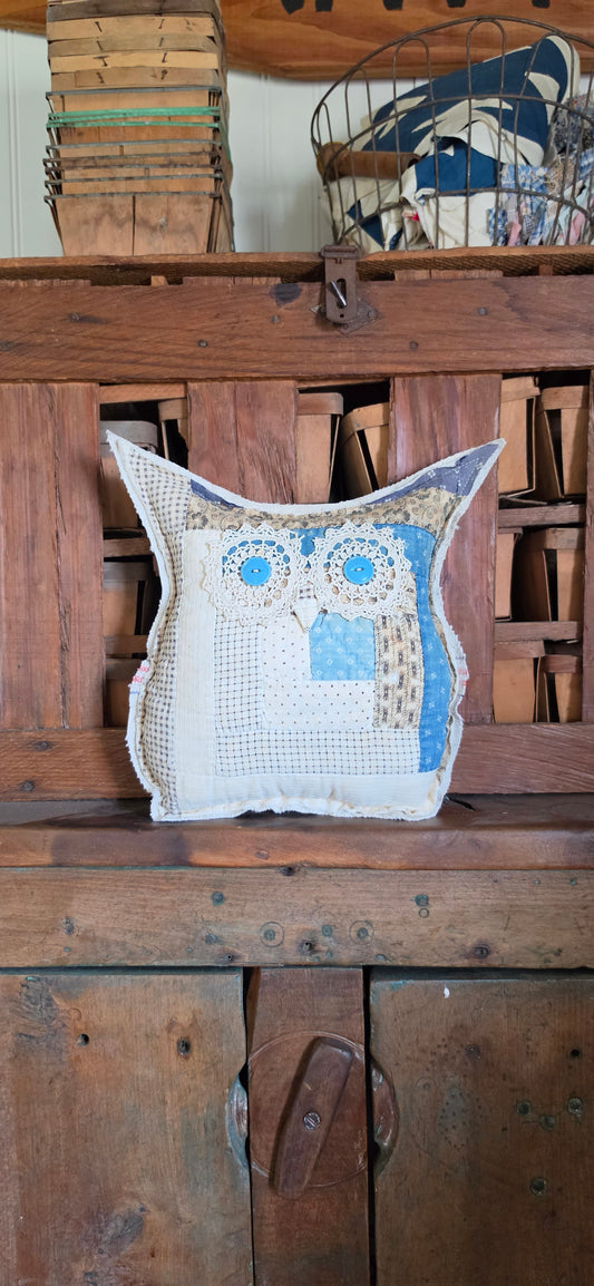 Vintage Quilt Country Owl