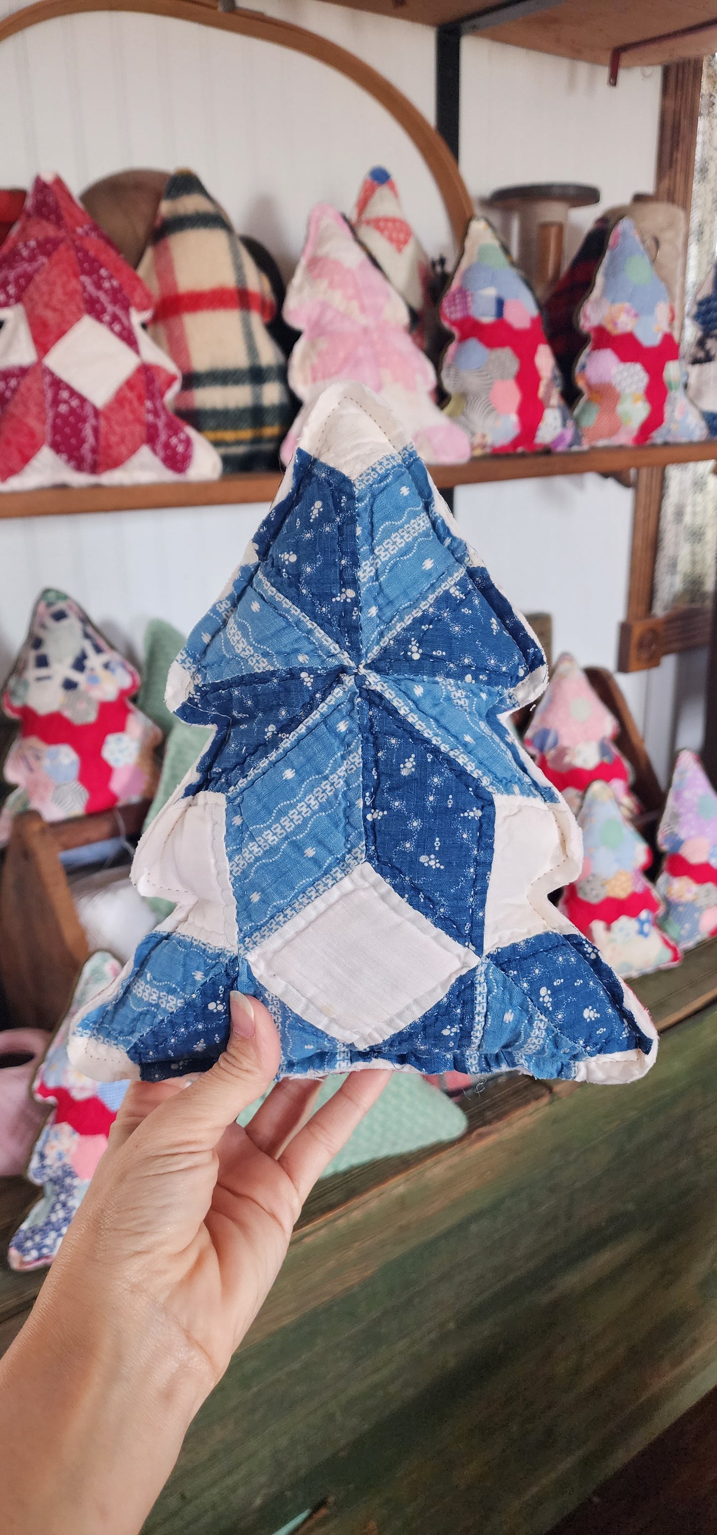 Vintage Quilt Christmas Tree