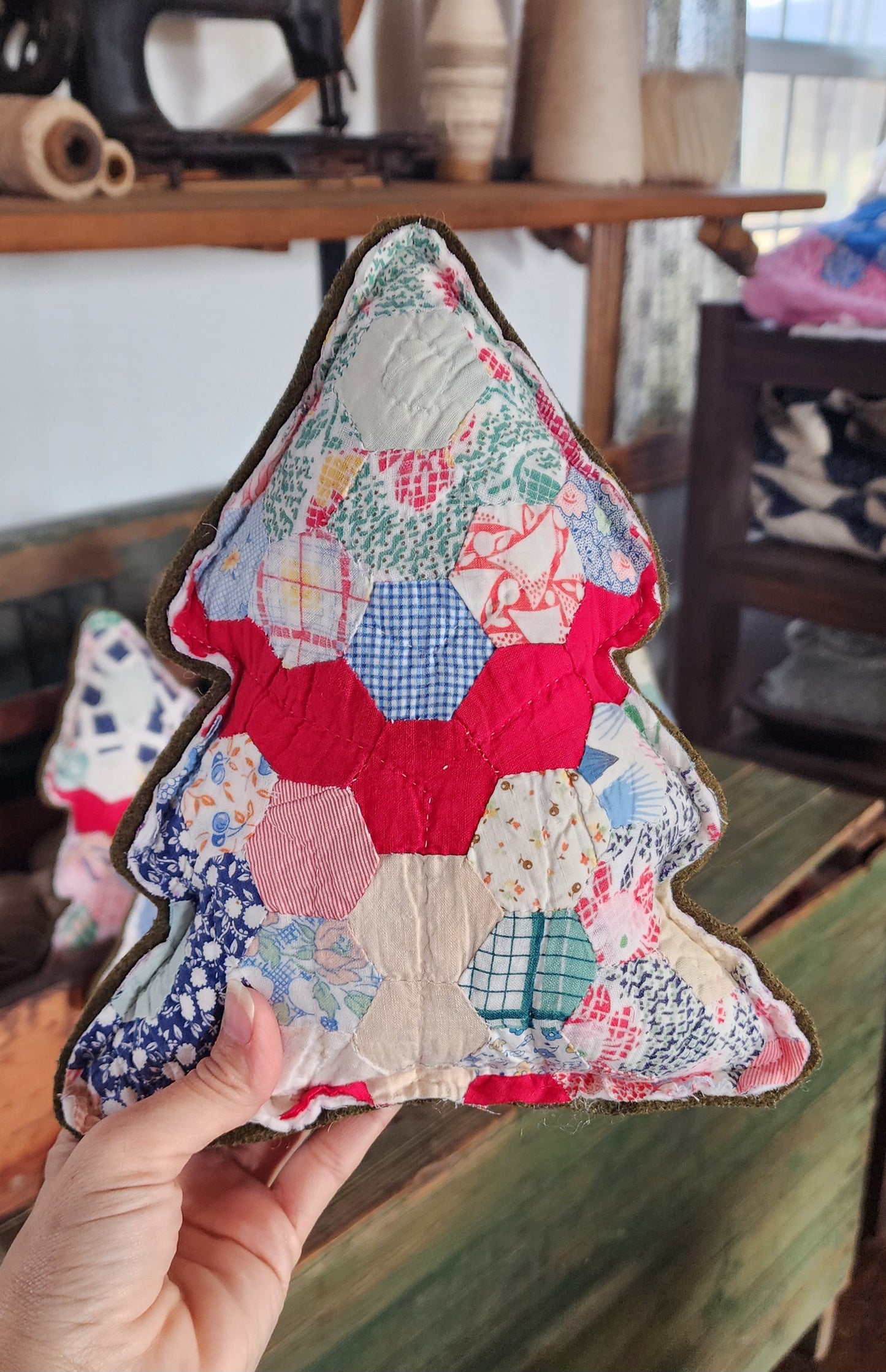 Vintage Quilt Christmas Tree