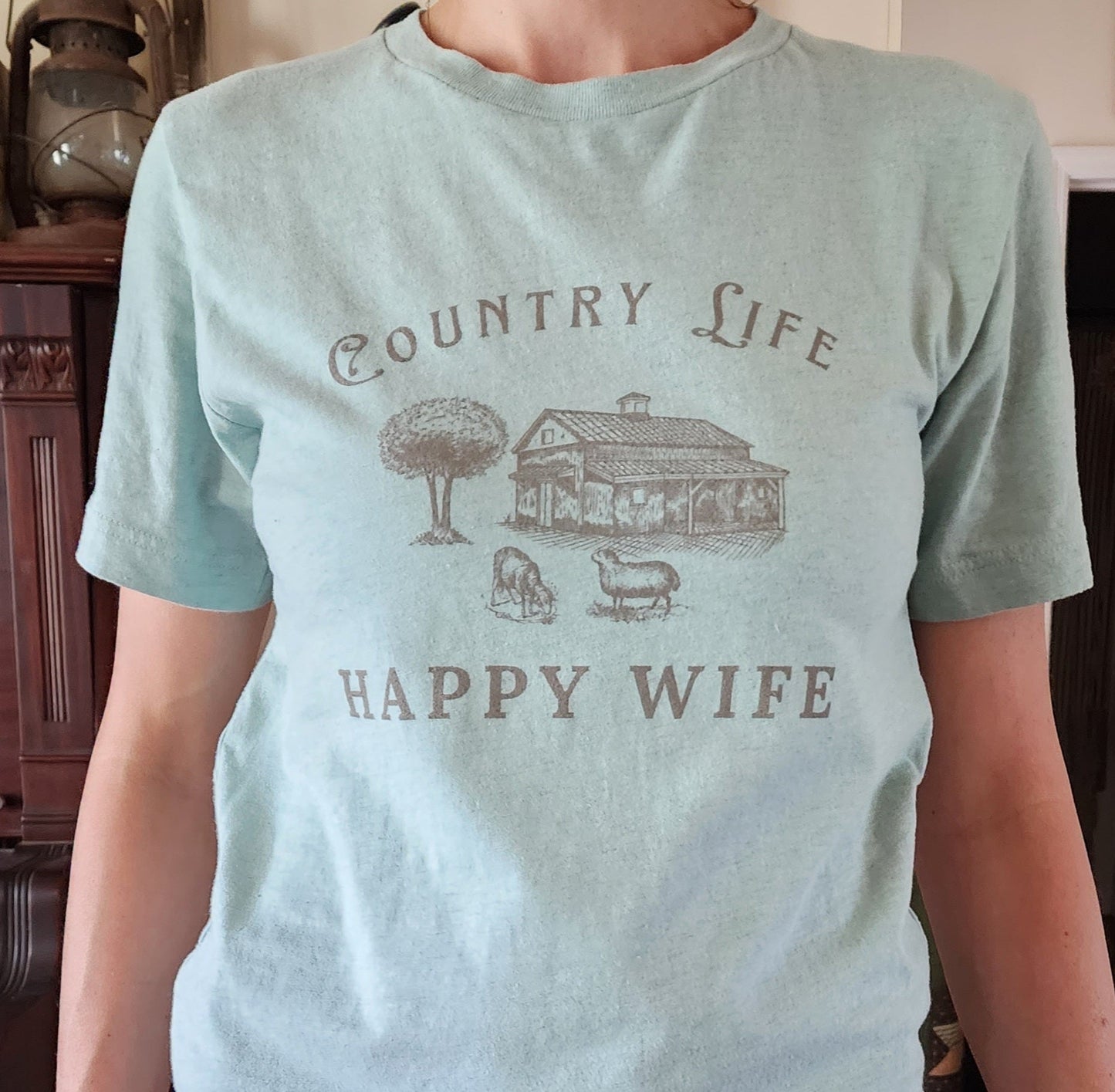 Country Life Happy Wife T-shirt - Size Medium