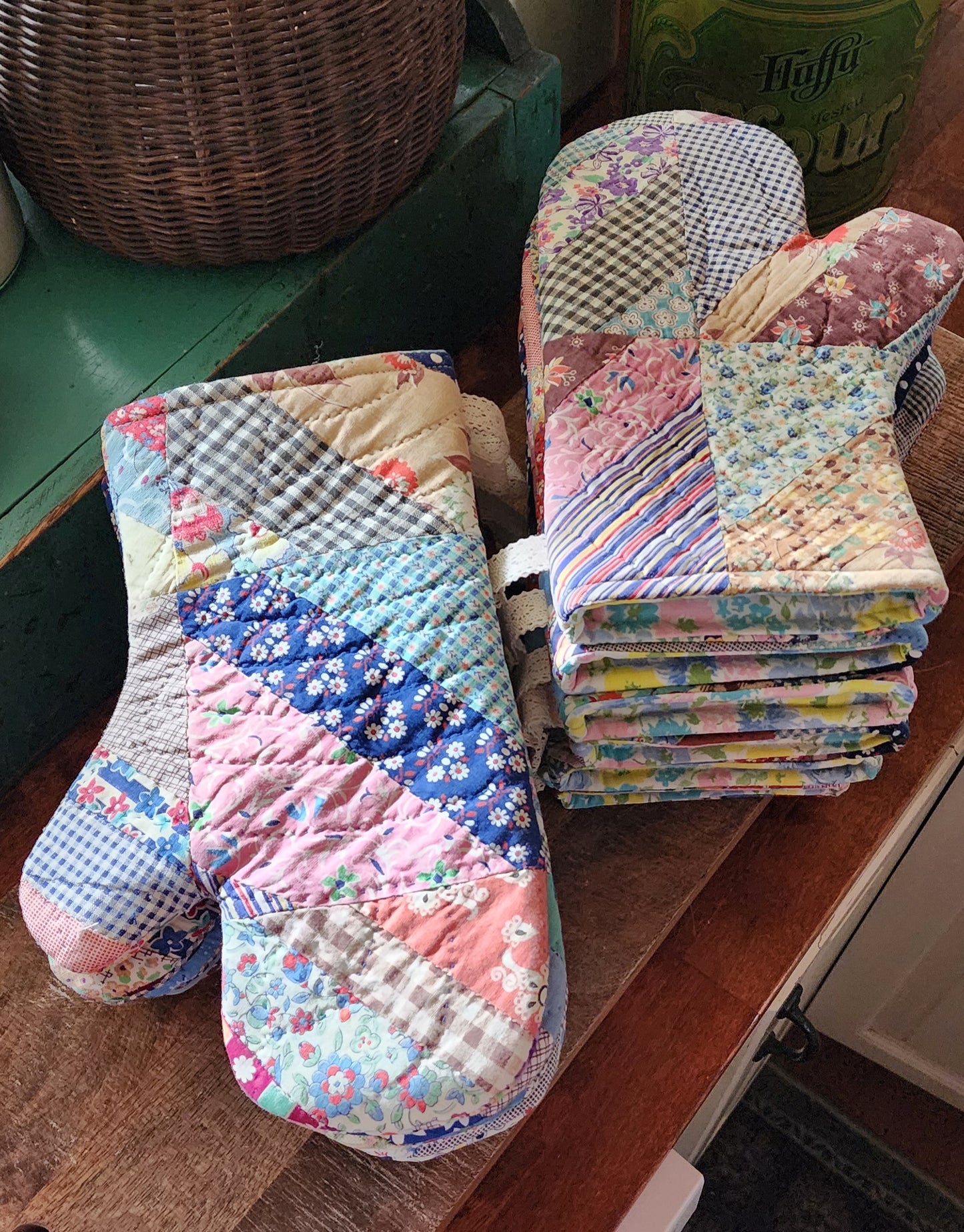 Vintage Quilt Ovenmitt