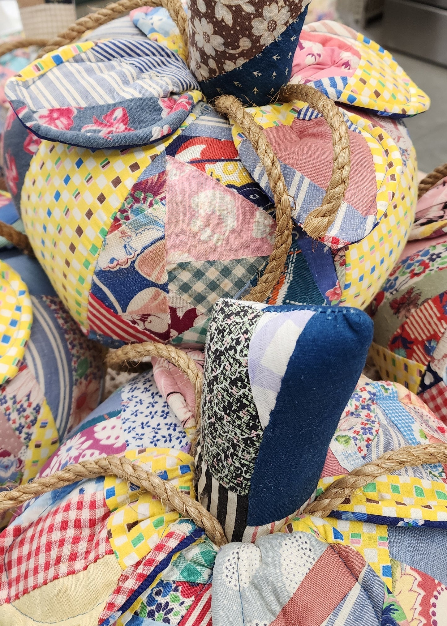Grandma's Vintage Quilt Pumpkin - Lot A