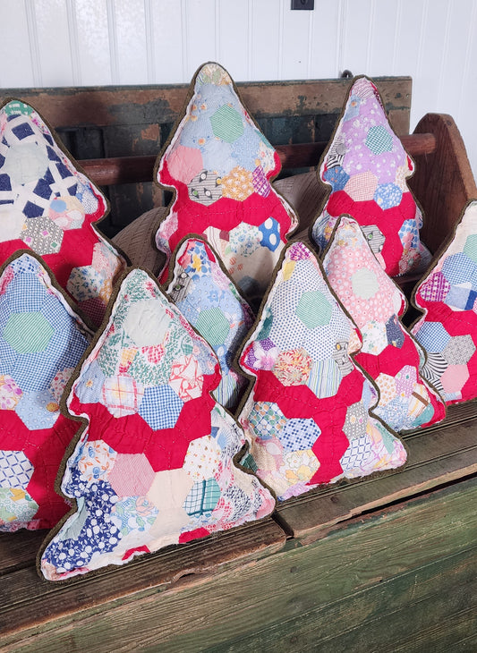 Vintage Quilt Christmas Tree