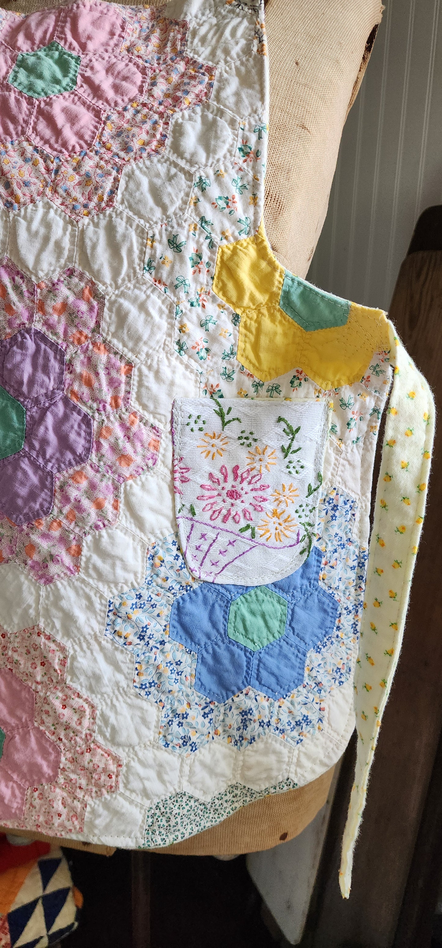 Grandma's Vintage Quilt/Linen Children's Apron