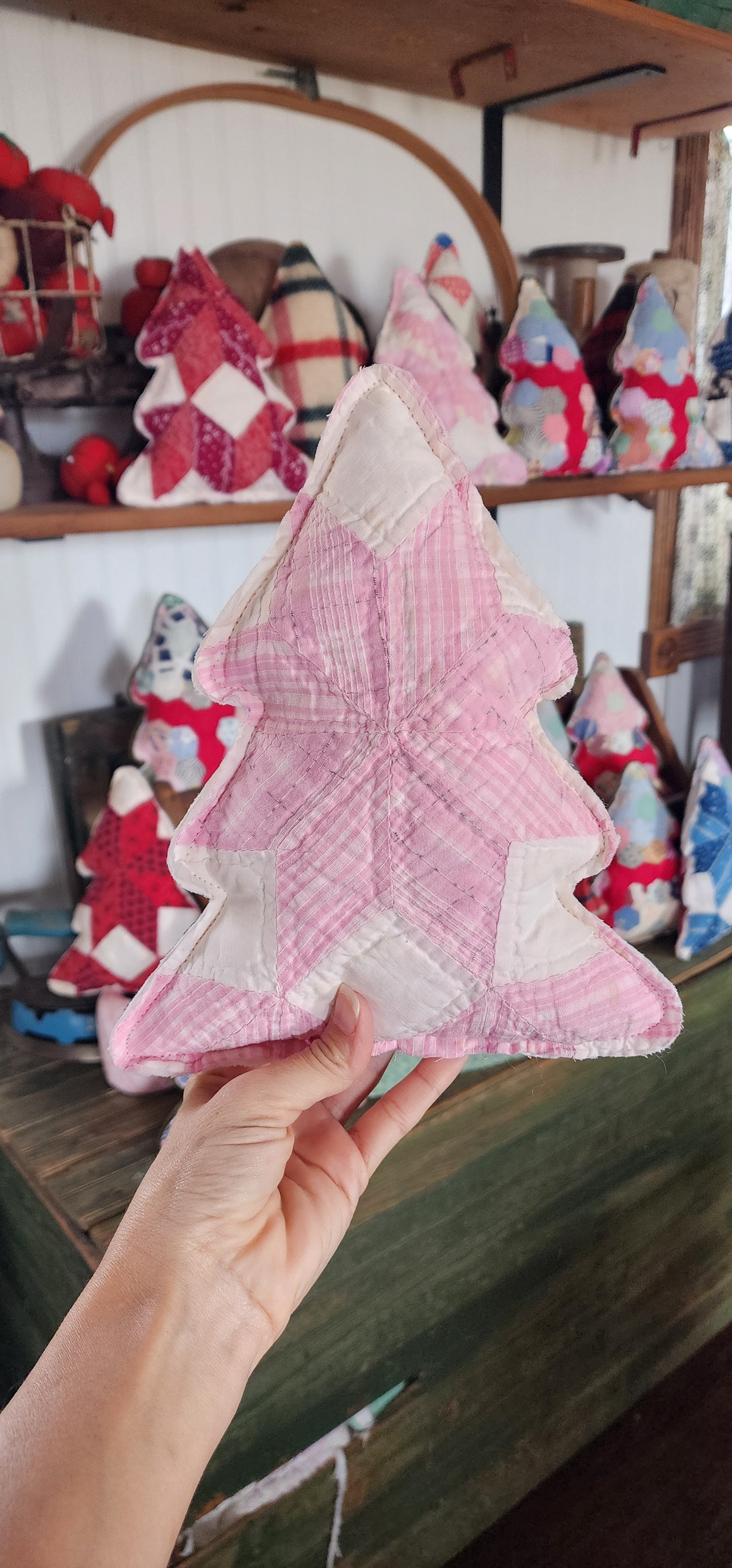 Vintage Quilt Christmas Tree