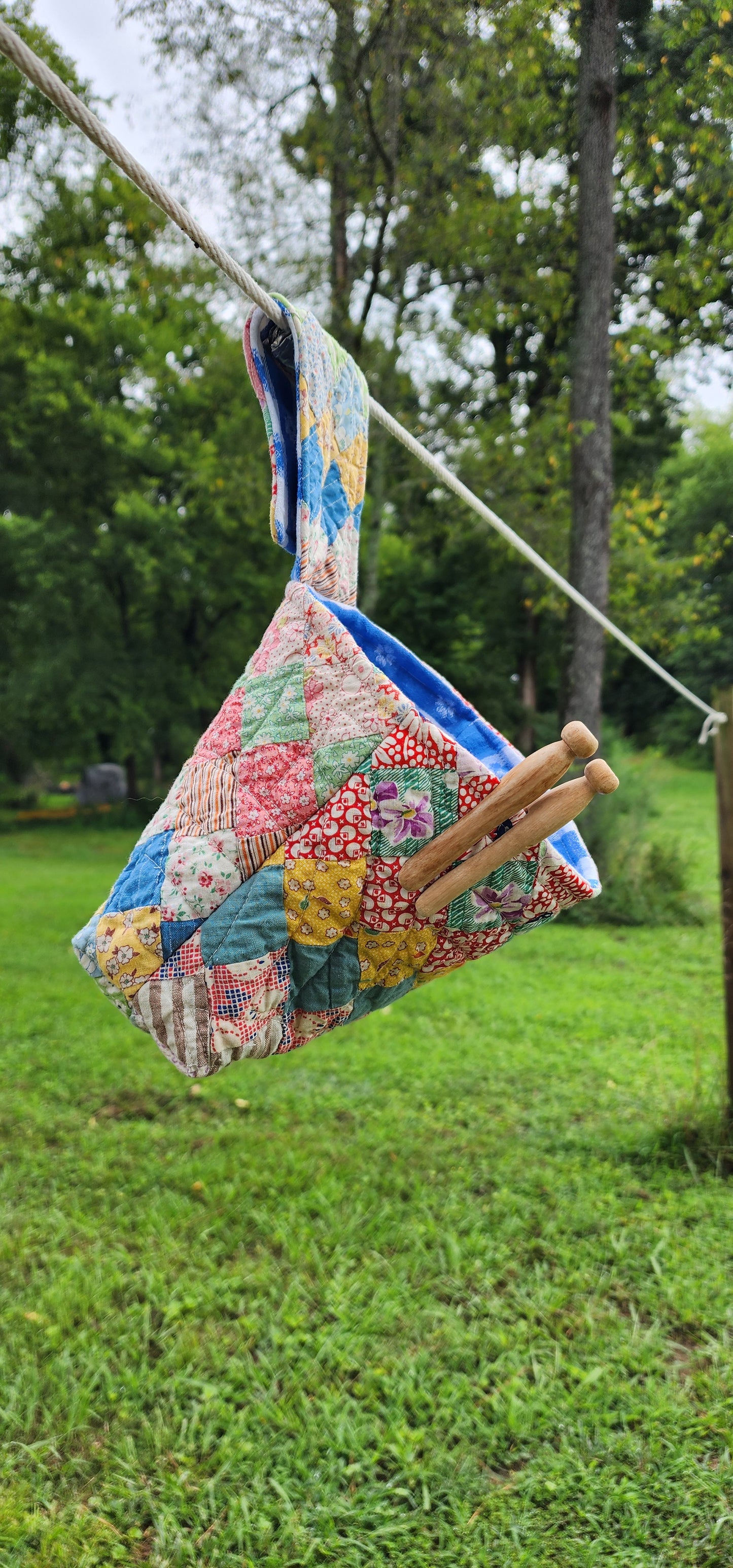 Vintage Quilt Clothespin Bag