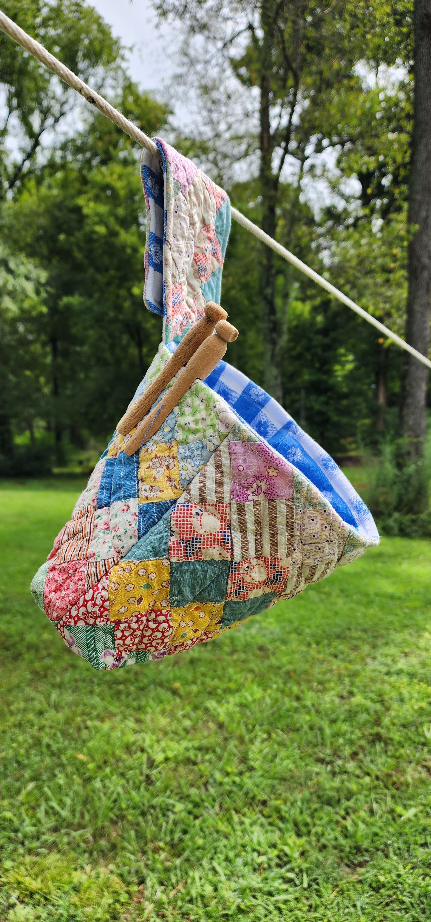 Vintage Quilt Clothespin Bag