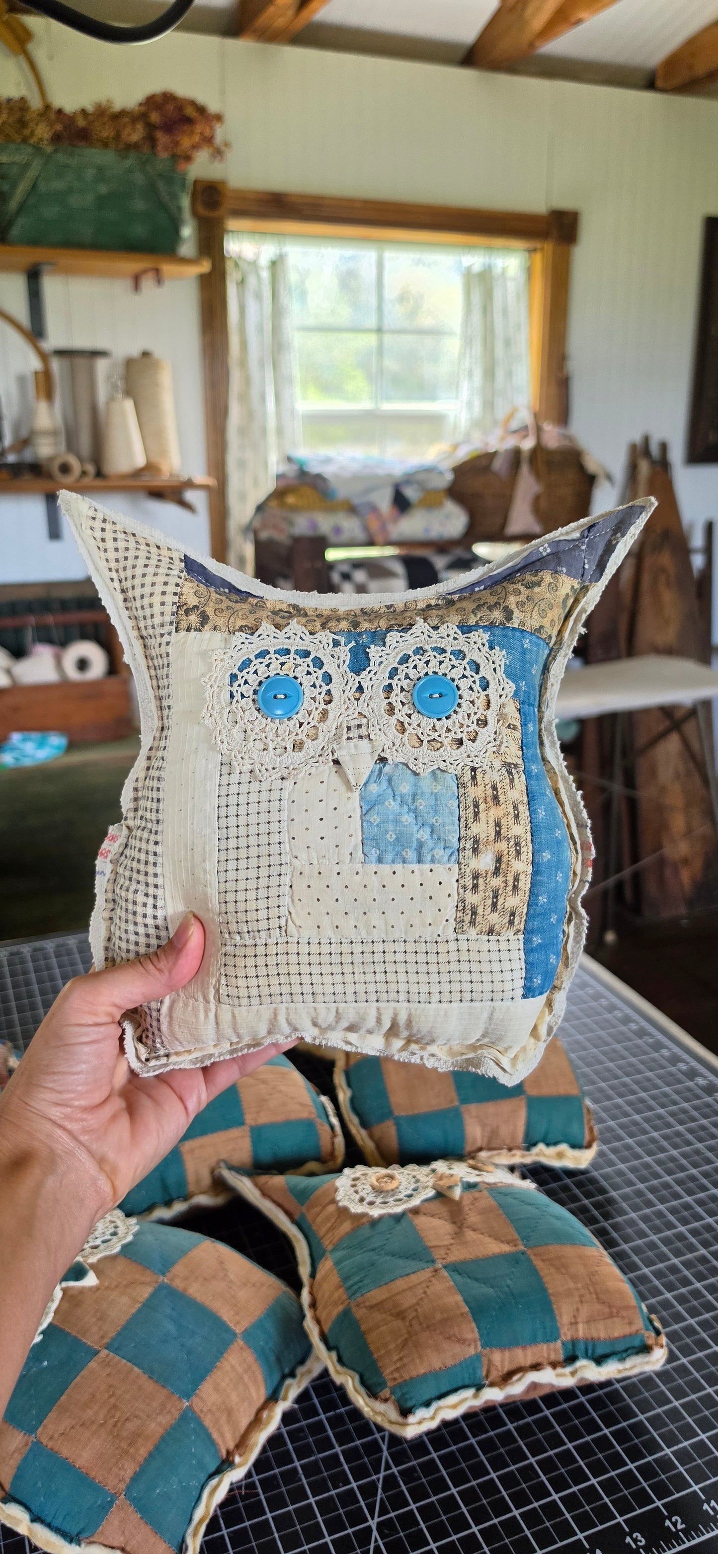 Vintage Quilt Country Owl