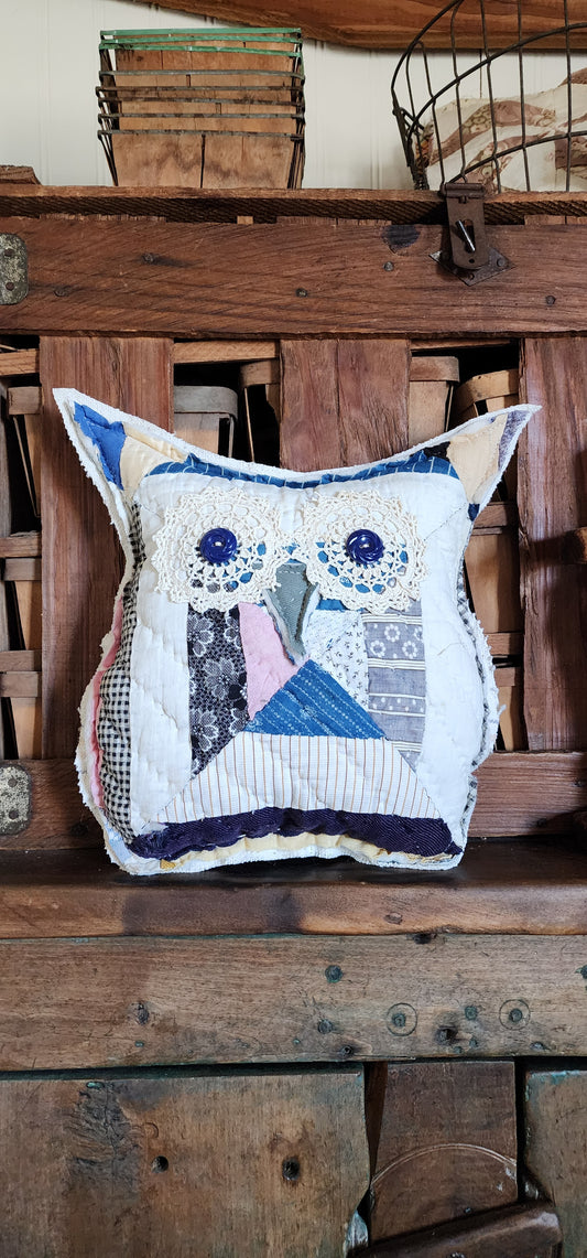 Vintage Quilt Country Owl