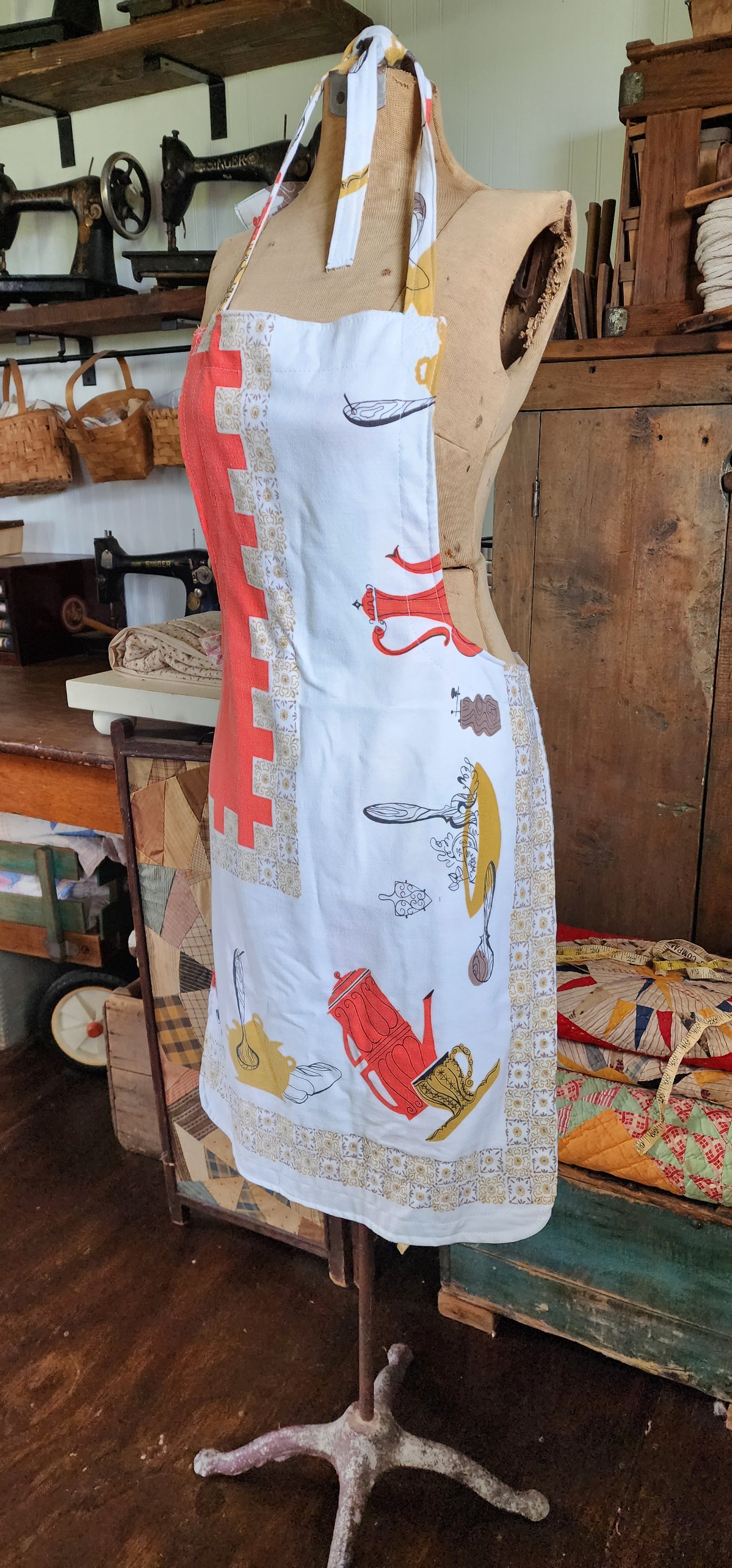 Grandma's Vintage Linen Adult Apron