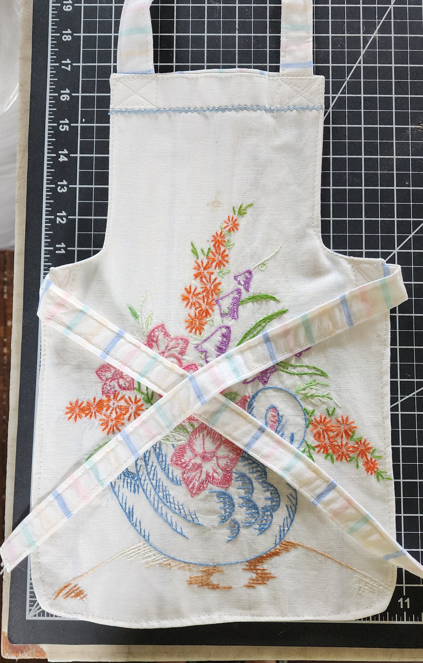 Grandma's Vintage Linen Children's Apron