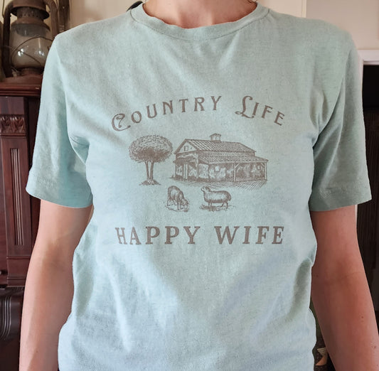 Country Life Happy Wife T-shirt - Size Small