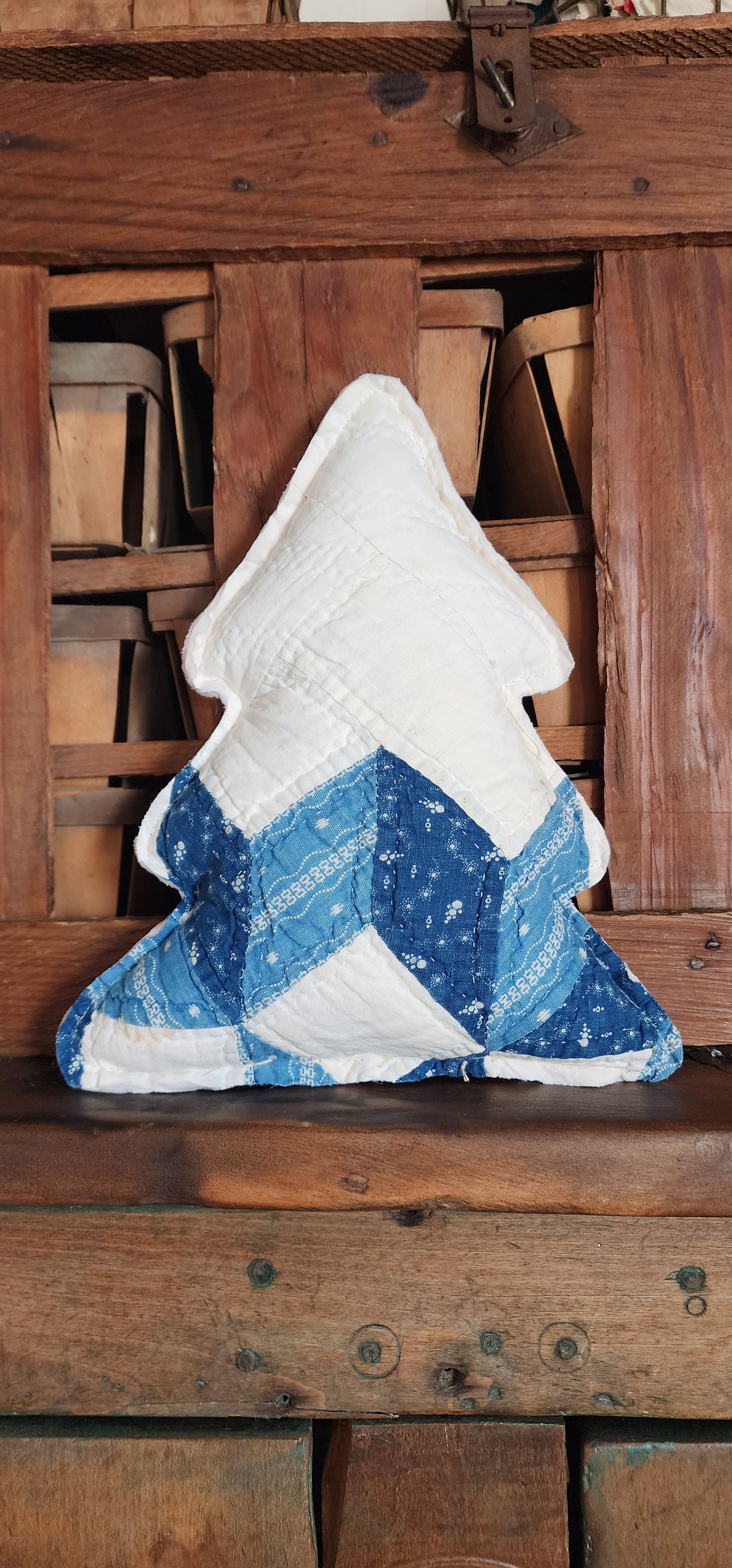 Vintage Quilt Christmas Tree