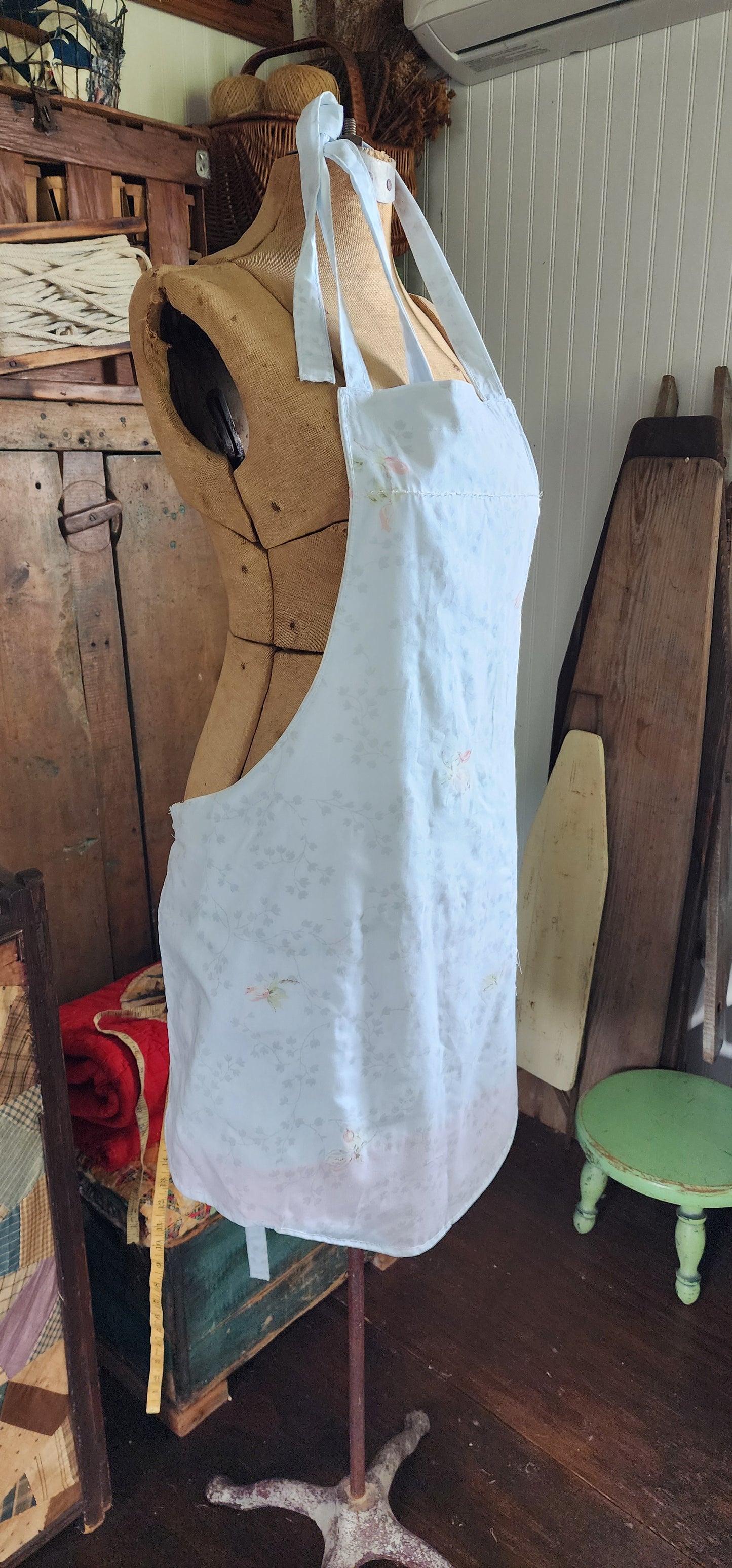 Grandma's Vintage Linen Adult Apron