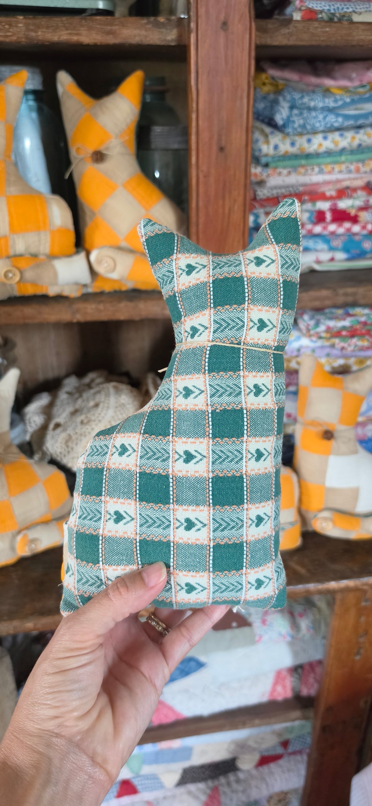 Vintage Quilt Country Cat