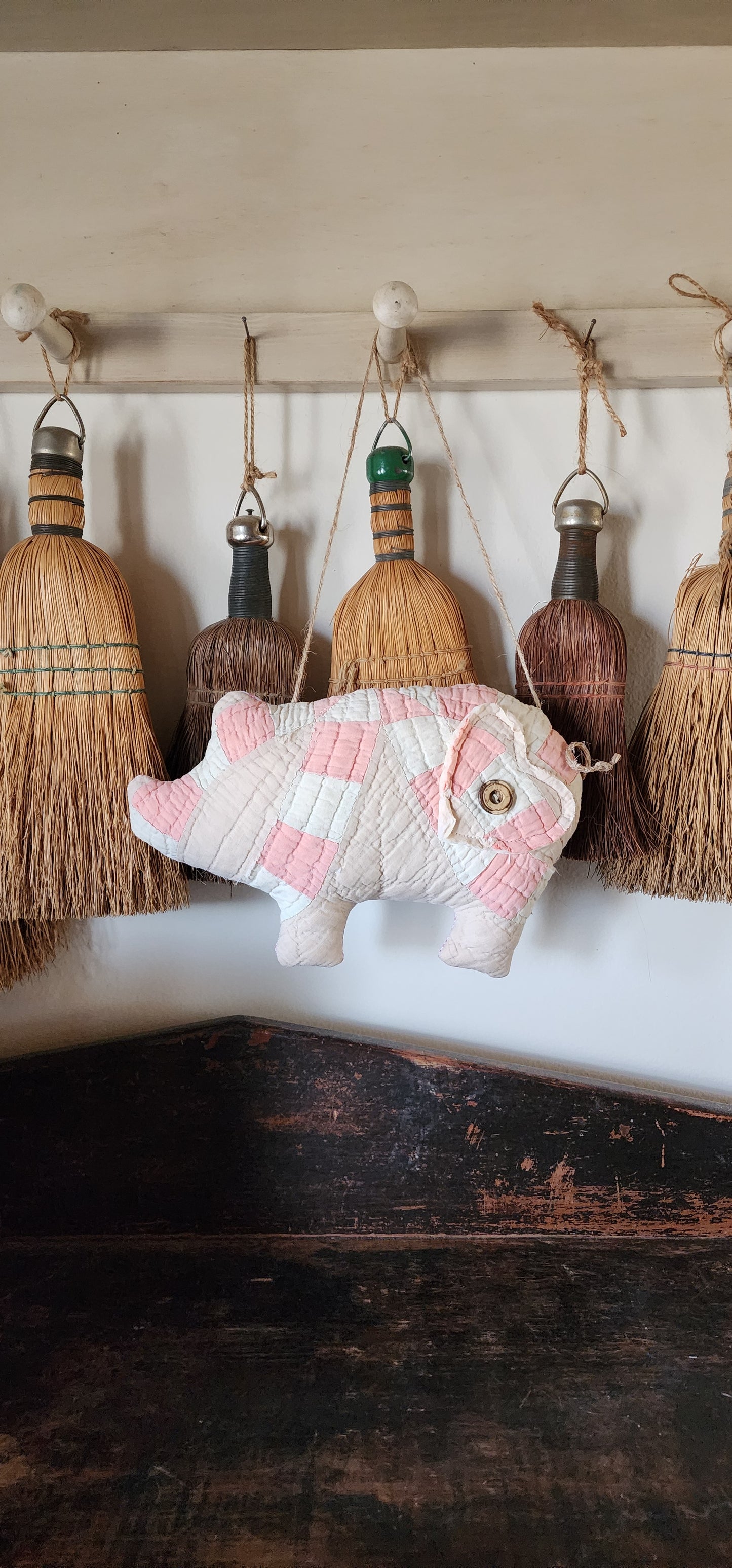 Vintage Quilt Pig