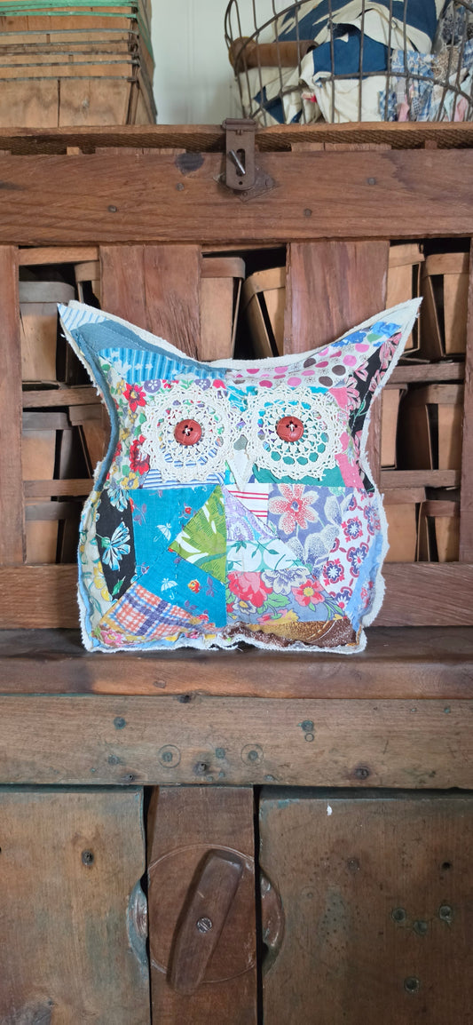 Vintage Quilt Country Owl