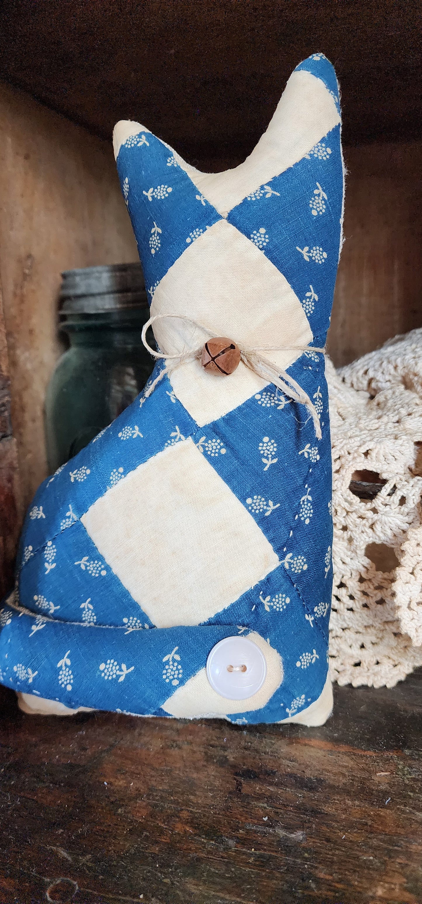 Vintage Quilt Country Cat