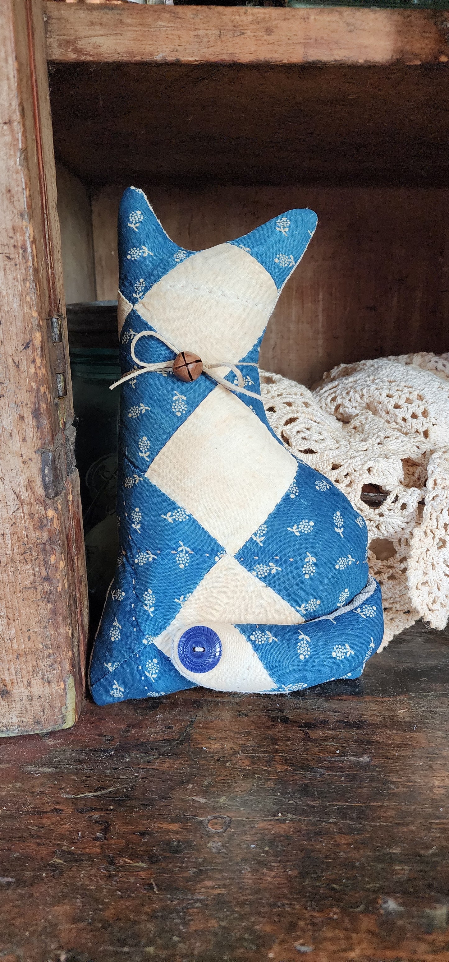 Vintage Quilt Country Cat