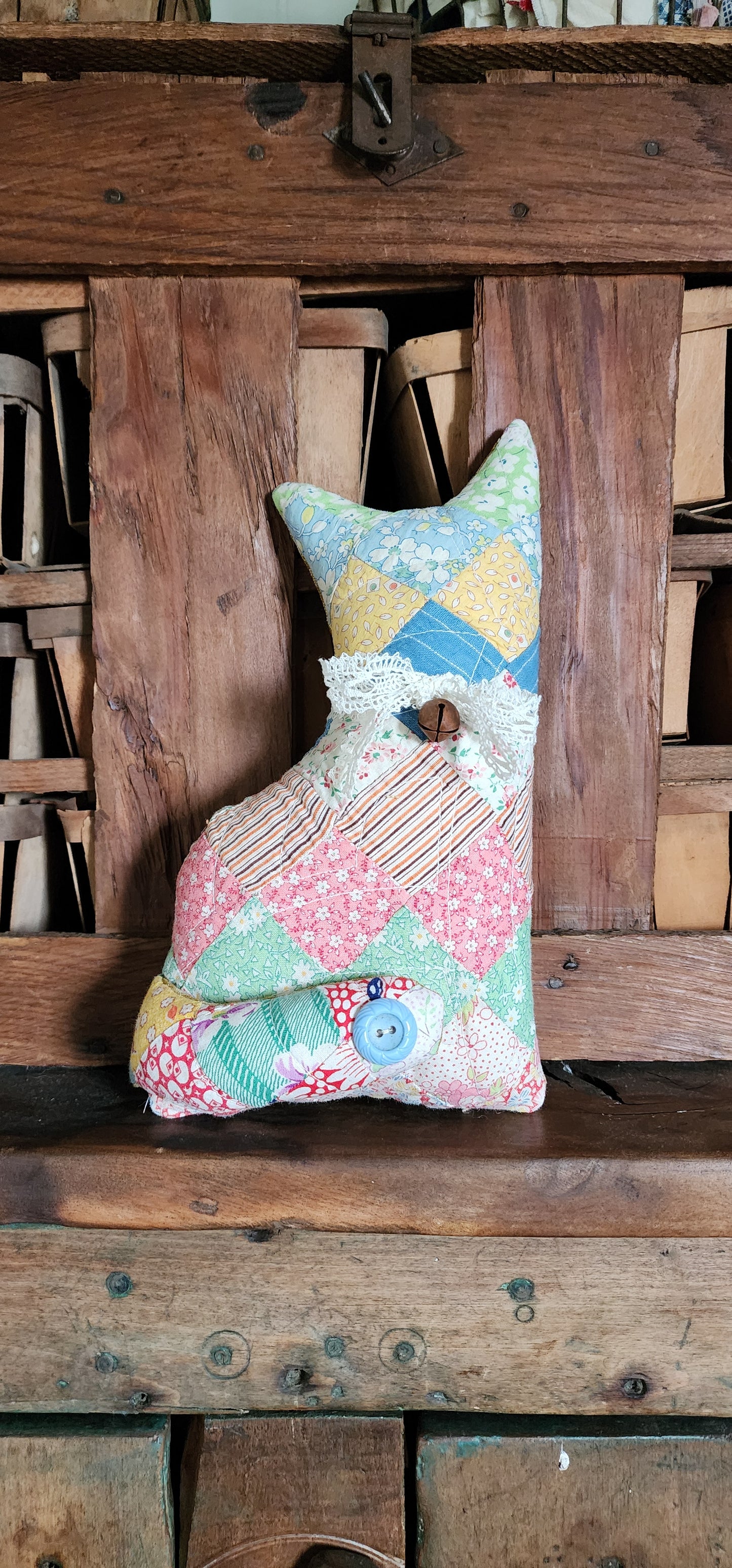 Vintage Quilt Country Cat