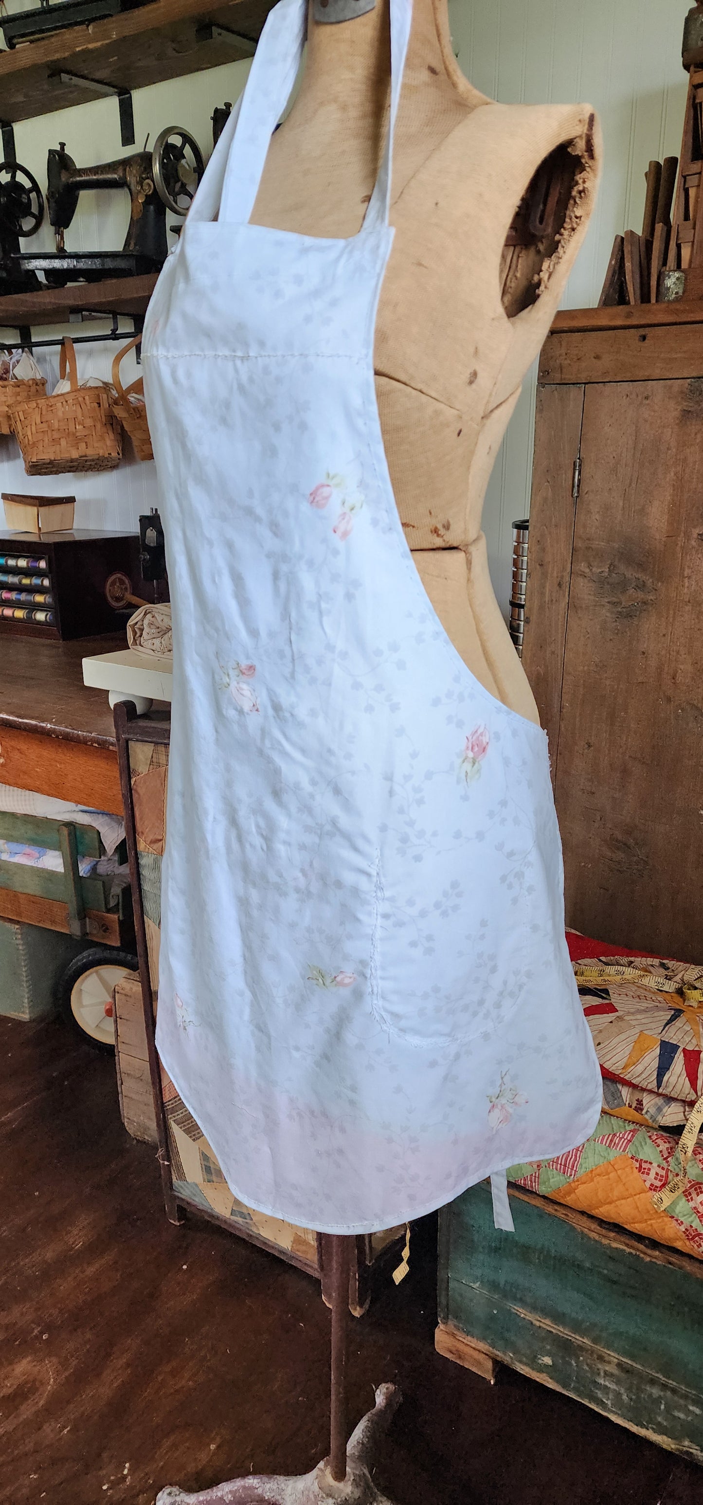 Grandma's Vintage Linen Adult Apron