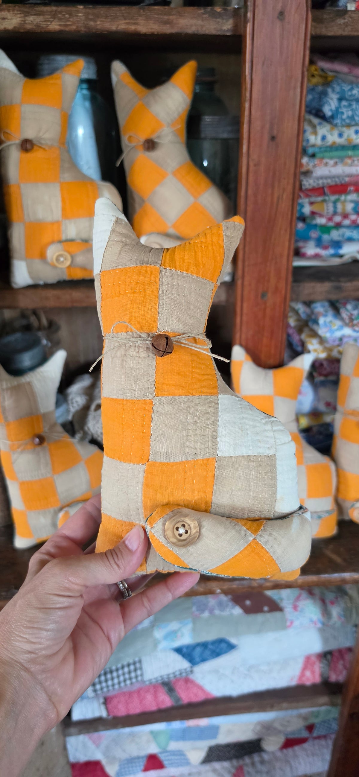 Vintage Quilt Country Cat