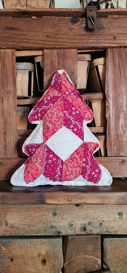 Vintage Quilt Christmas Tree