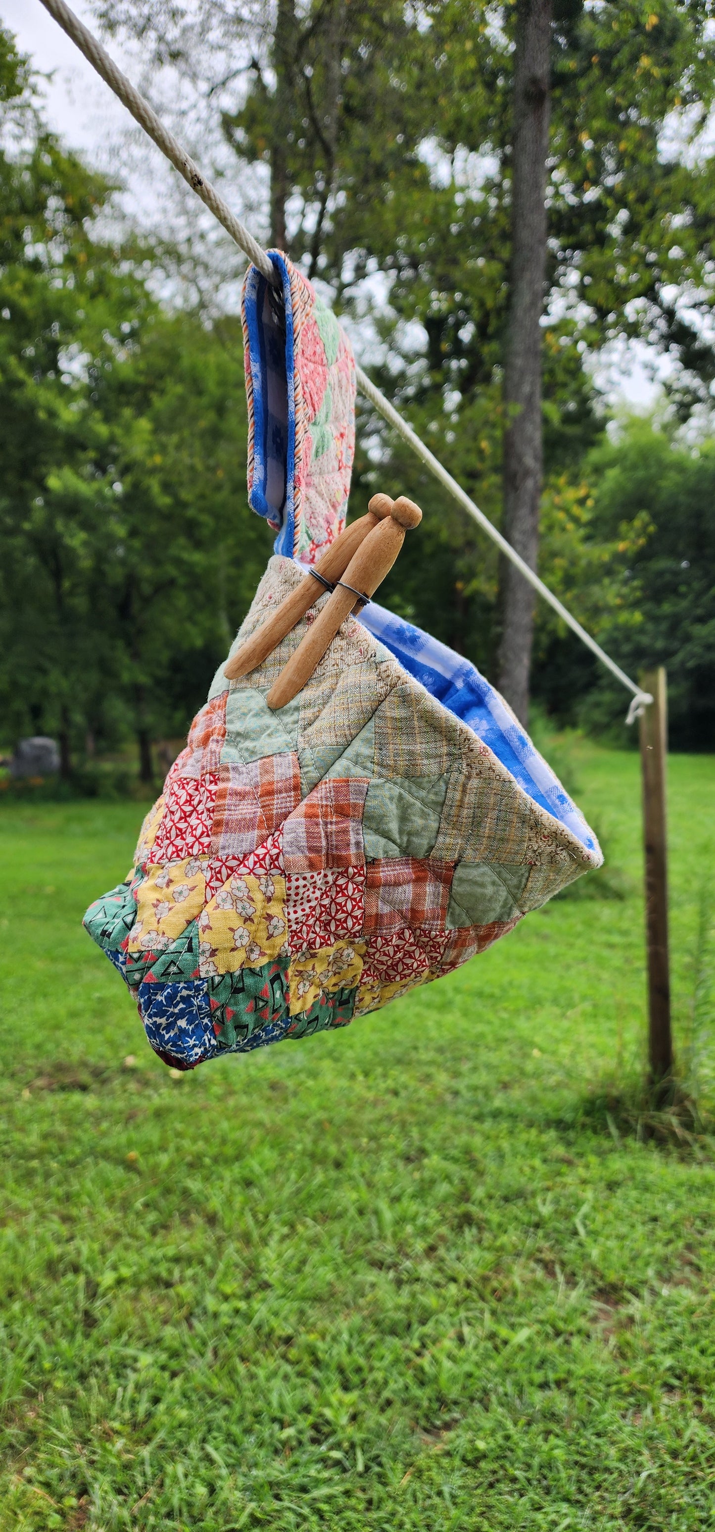 Vintage Quilt Clothespin Bag