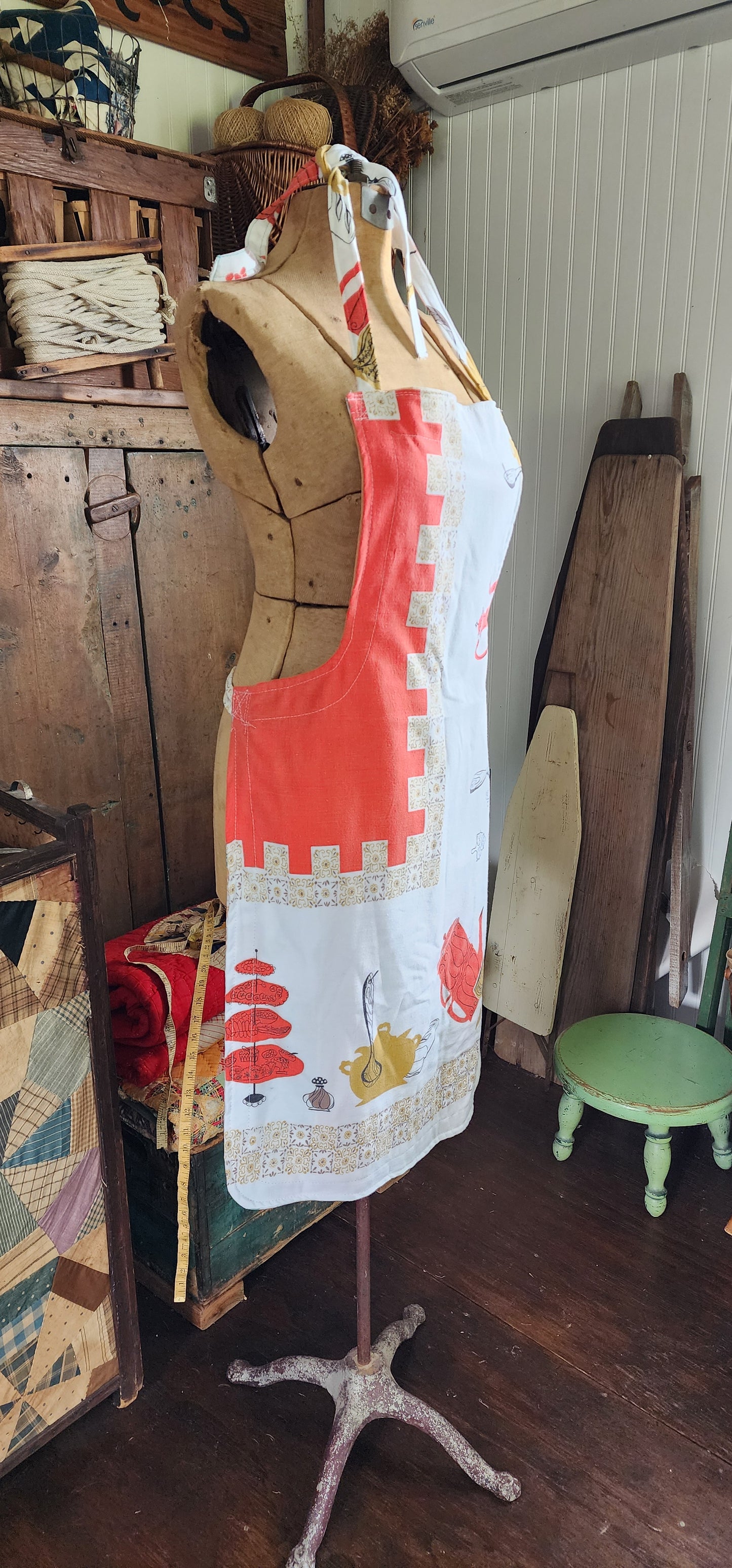 Grandma's Vintage Linen Adult Apron