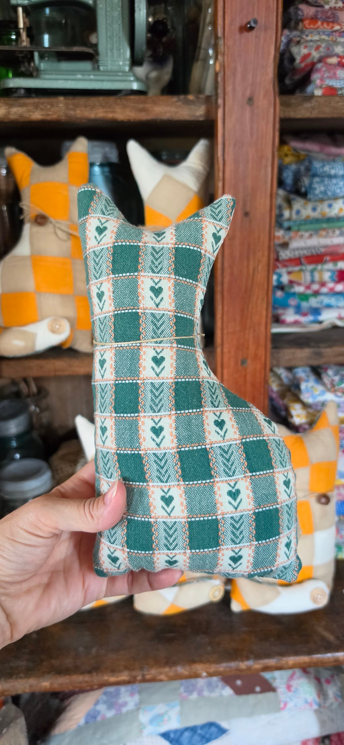 Vintage Quilt Country Cat